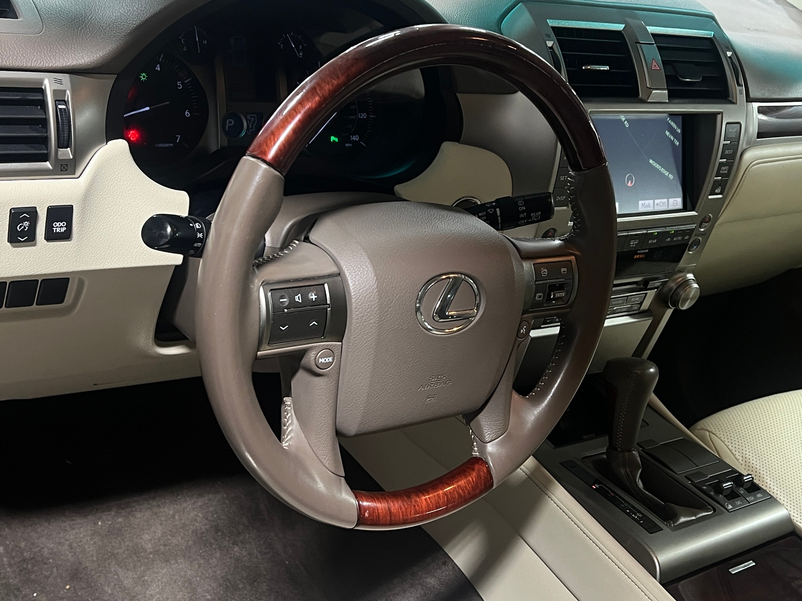 Thumbnail: 2013 Lexus GX - 4