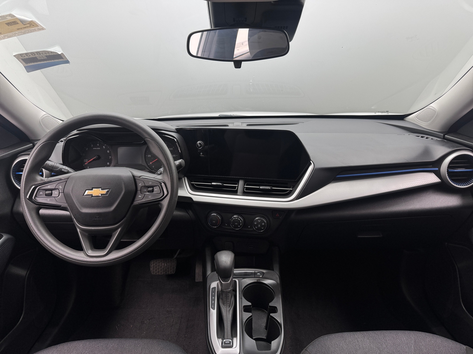 Thumbnail: 2025 Chevrolet Trax - 3