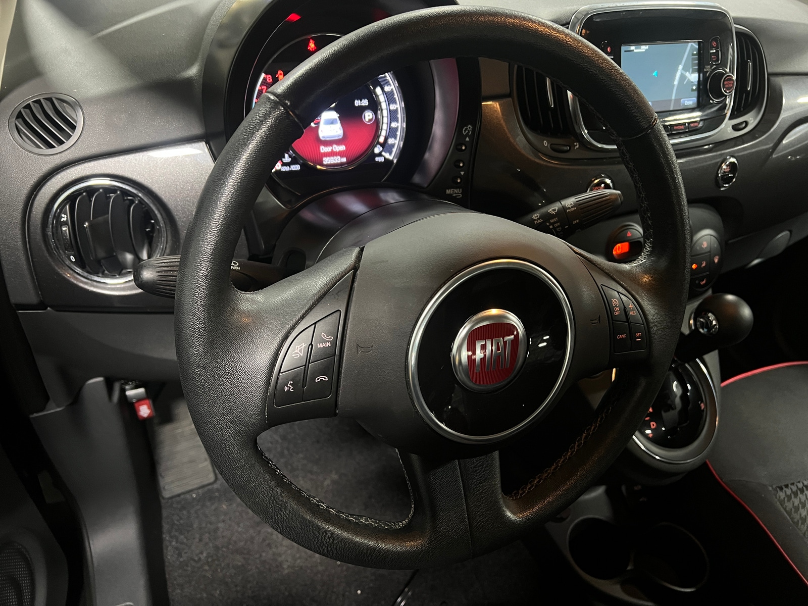 Thumbnail: 2019 Fiat 500 - 5