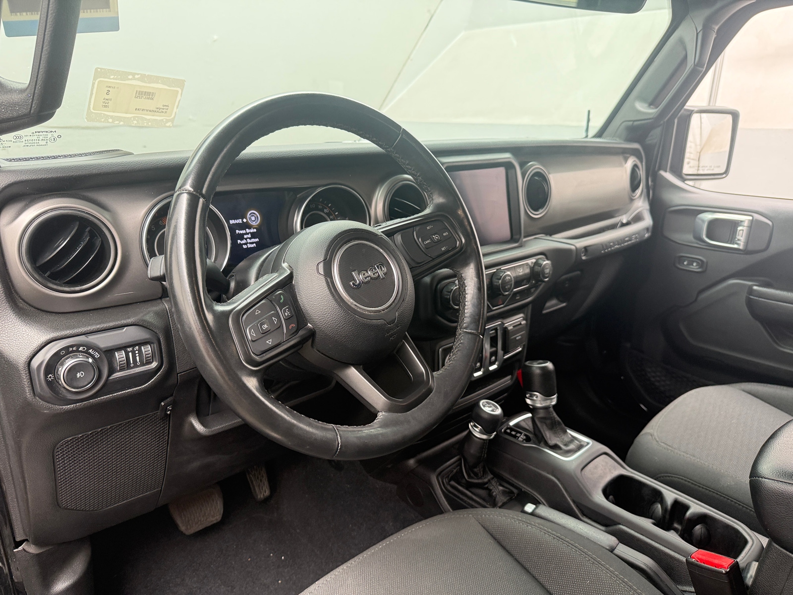 Thumbnail: 2022 Jeep Wrangler - 3