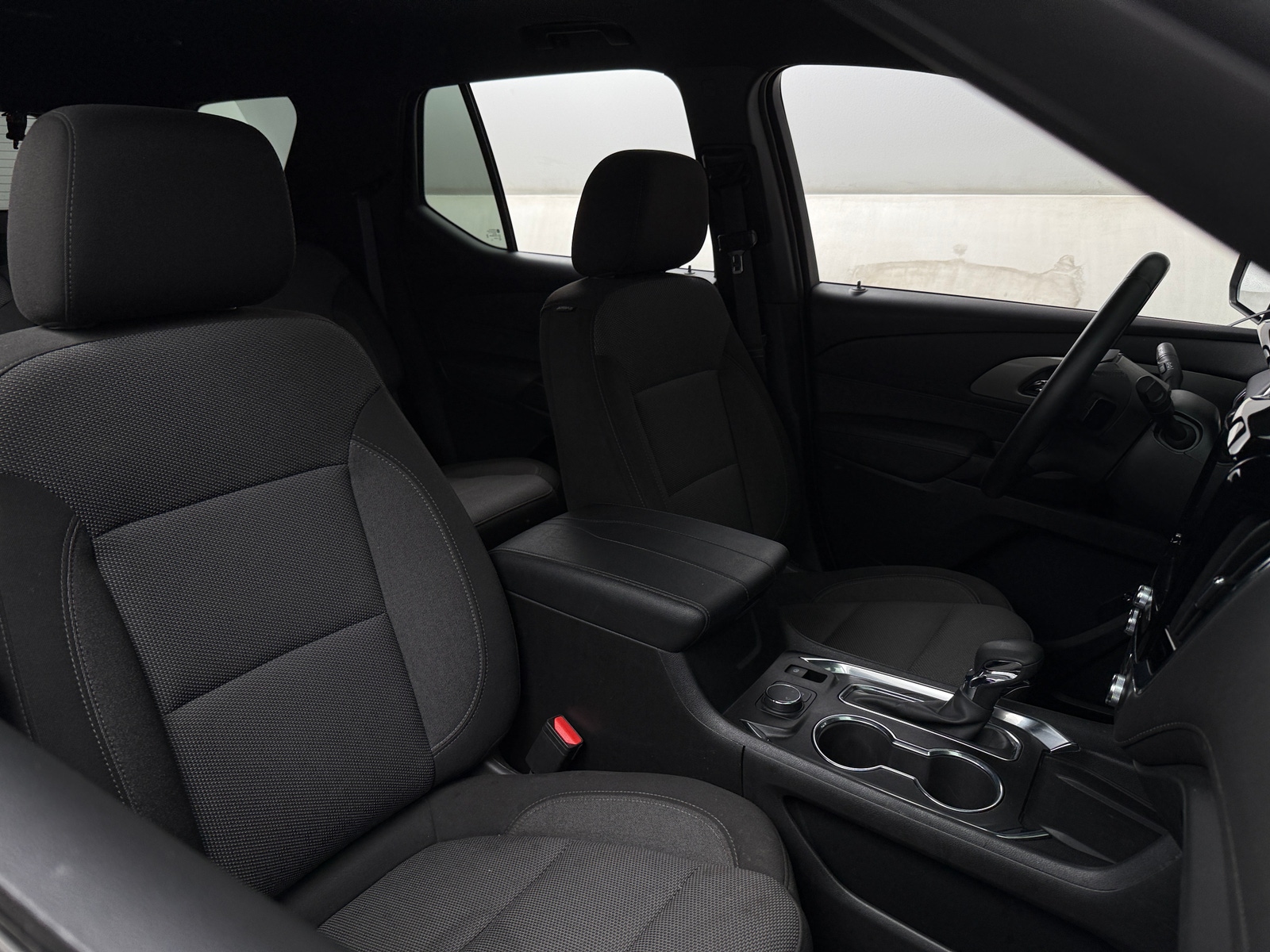 Thumbnail: 2023 Chevrolet Traverse - 2
