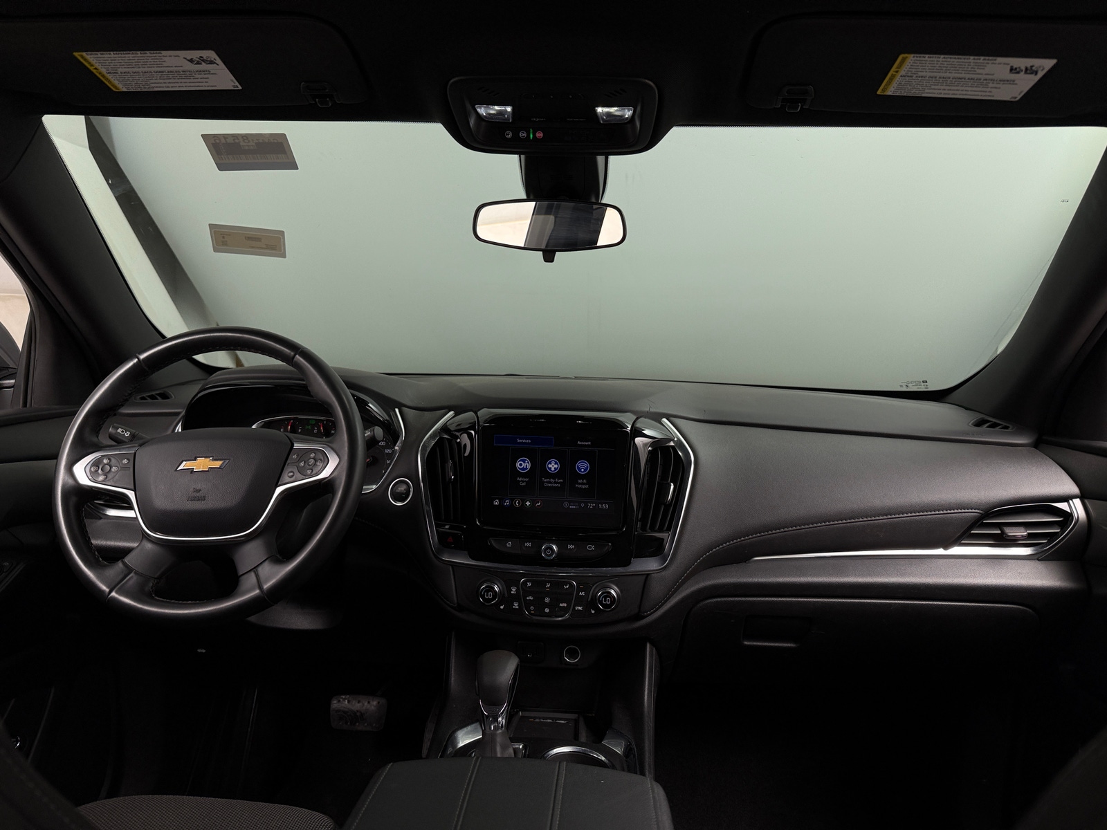 Thumbnail: 2023 Chevrolet Traverse - 3