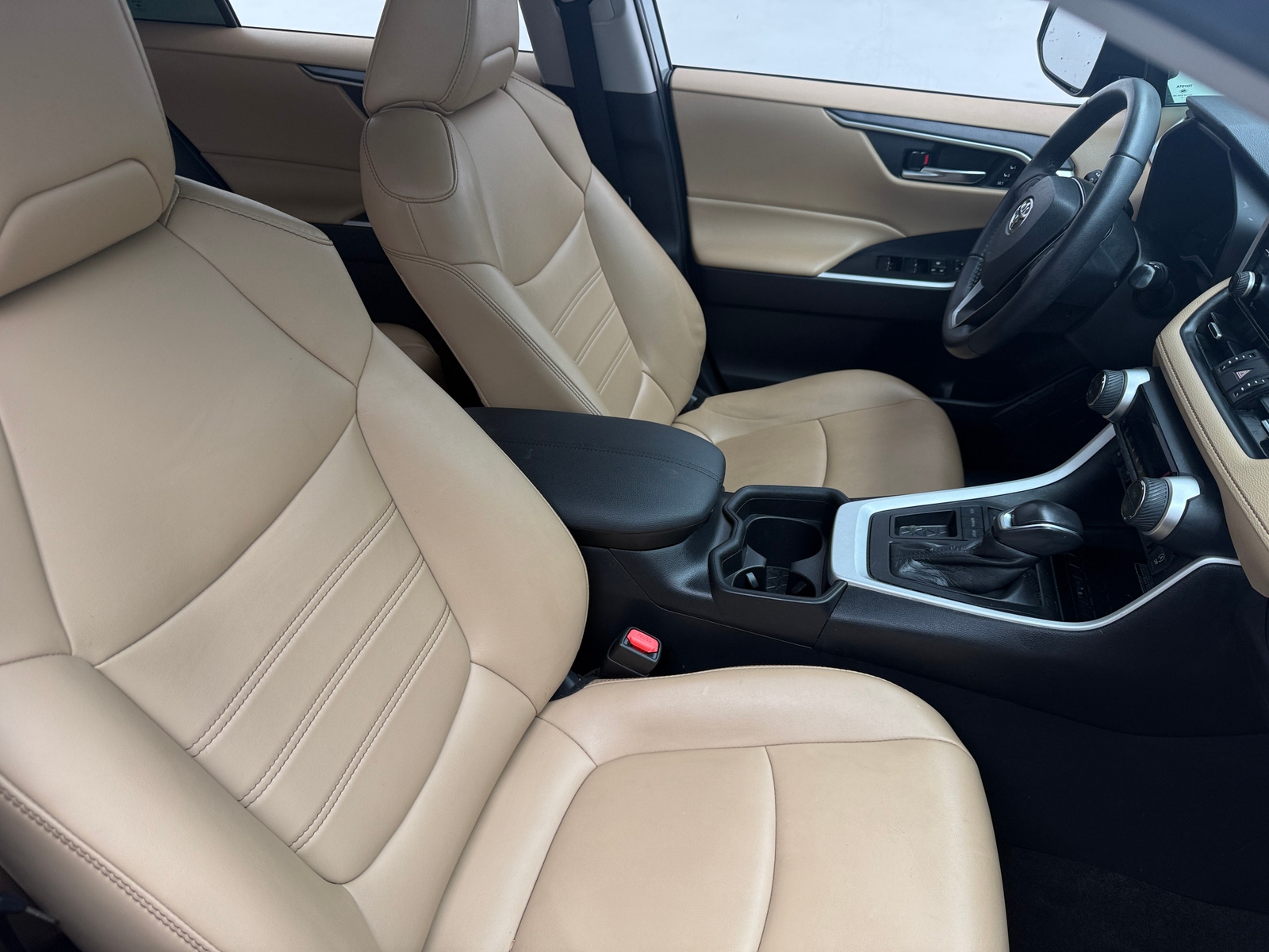Thumbnail: 2021 Toyota RAV4 - 2