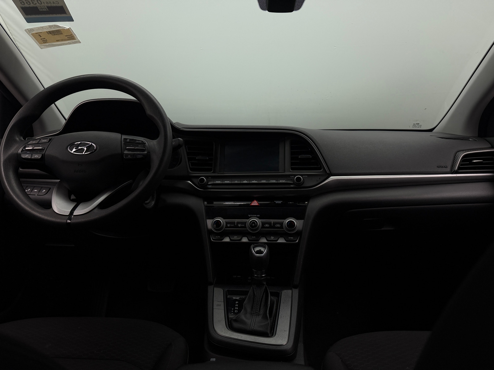 Thumbnail: 2020 Hyundai Elantra - 3