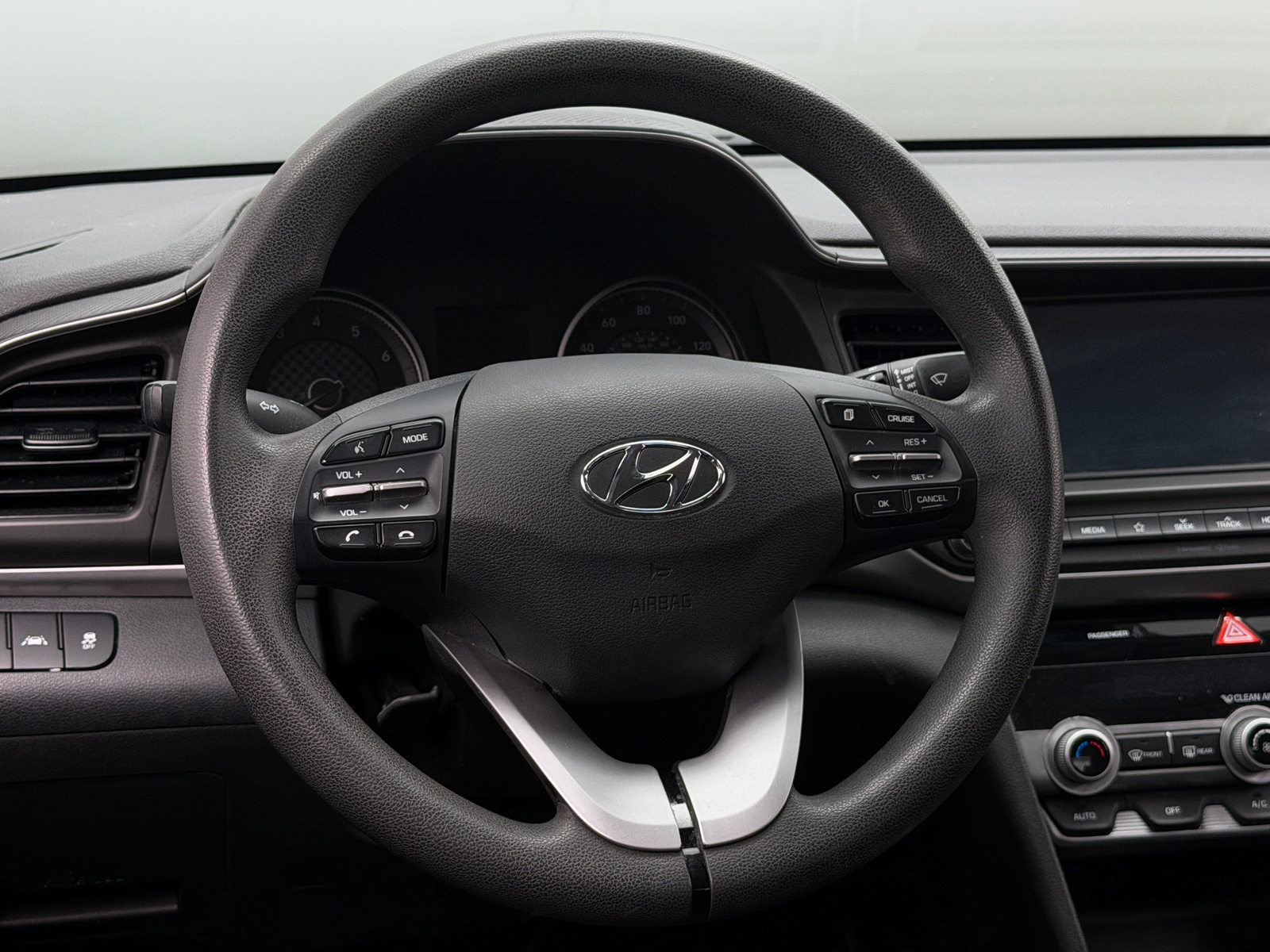 Thumbnail: 2020 Hyundai Elantra - 5