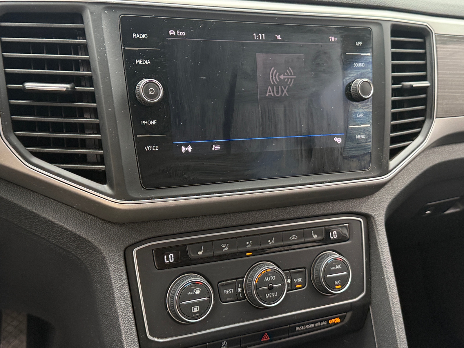 Thumbnail: 2019 Volkswagen Atlas - 4