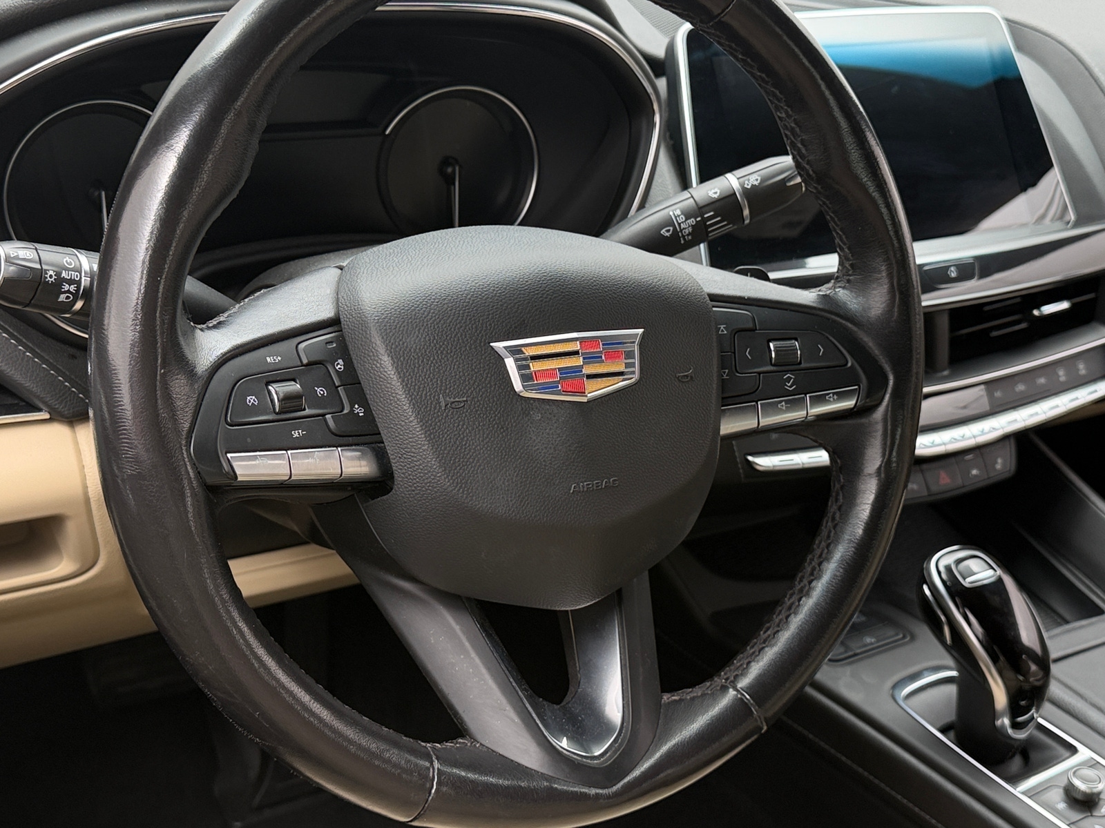 Thumbnail: 2024 Cadillac CT5 - 4