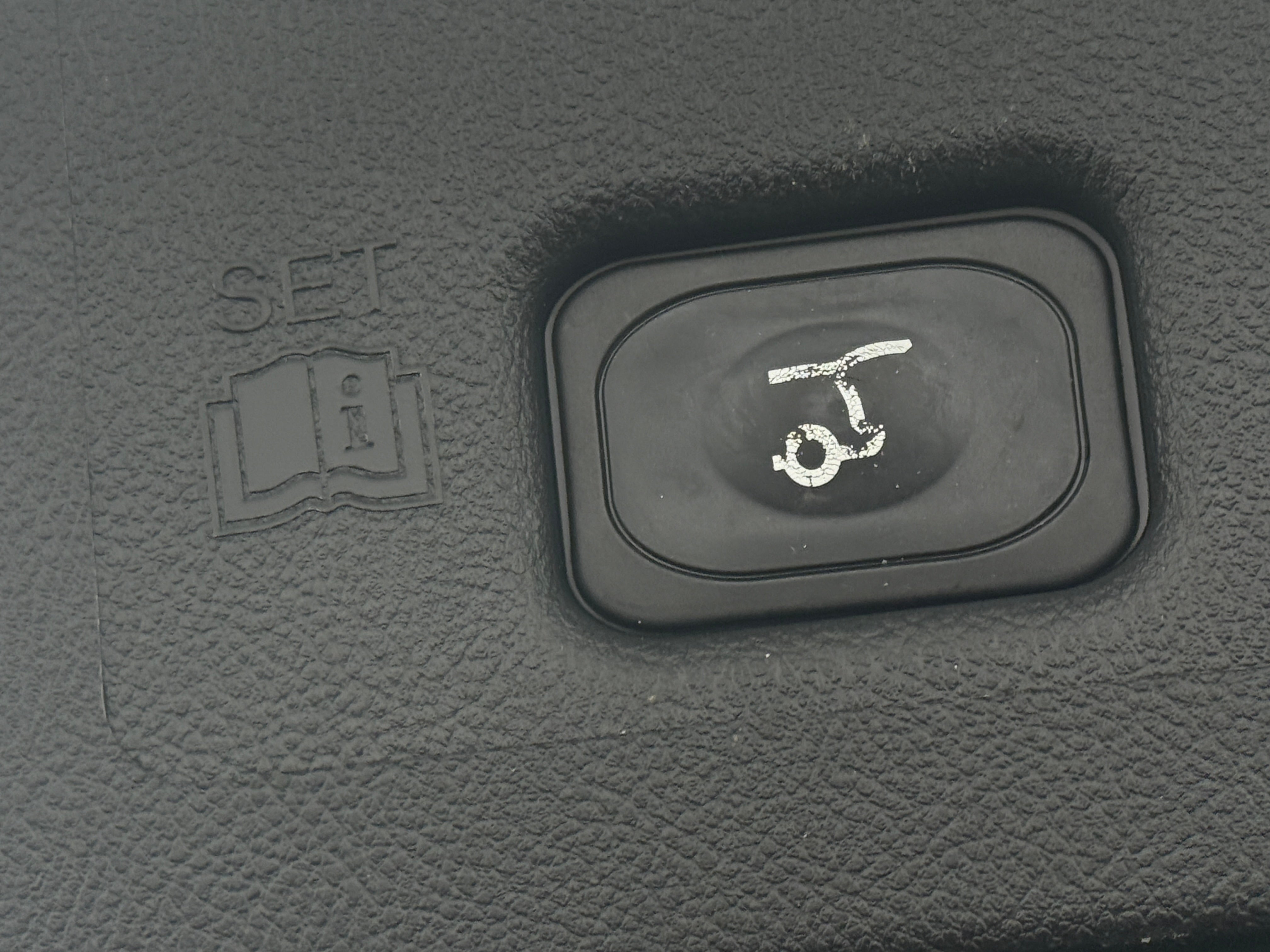 2LMPJ8LP5HBL35039
