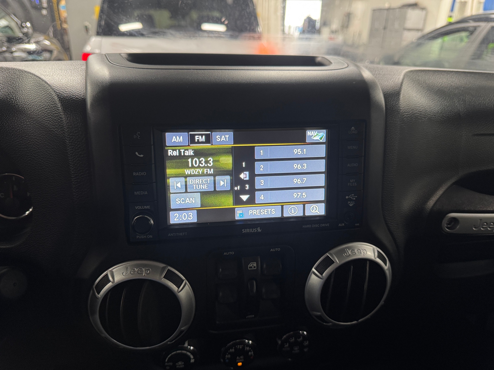 Thumbnail: 2013 Jeep Wrangler - 3