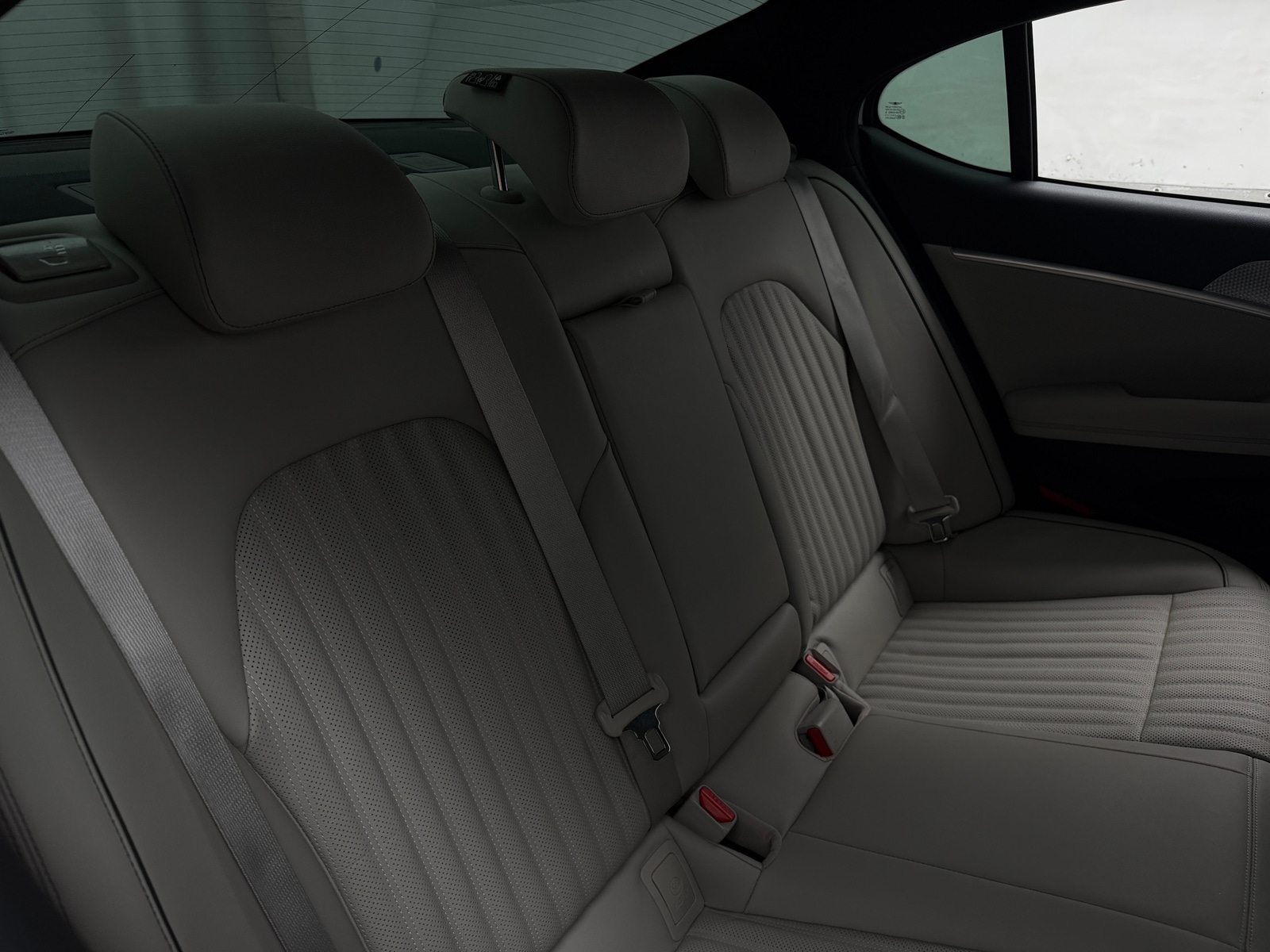 Thumbnail: 2023 Genesis G70 - 5