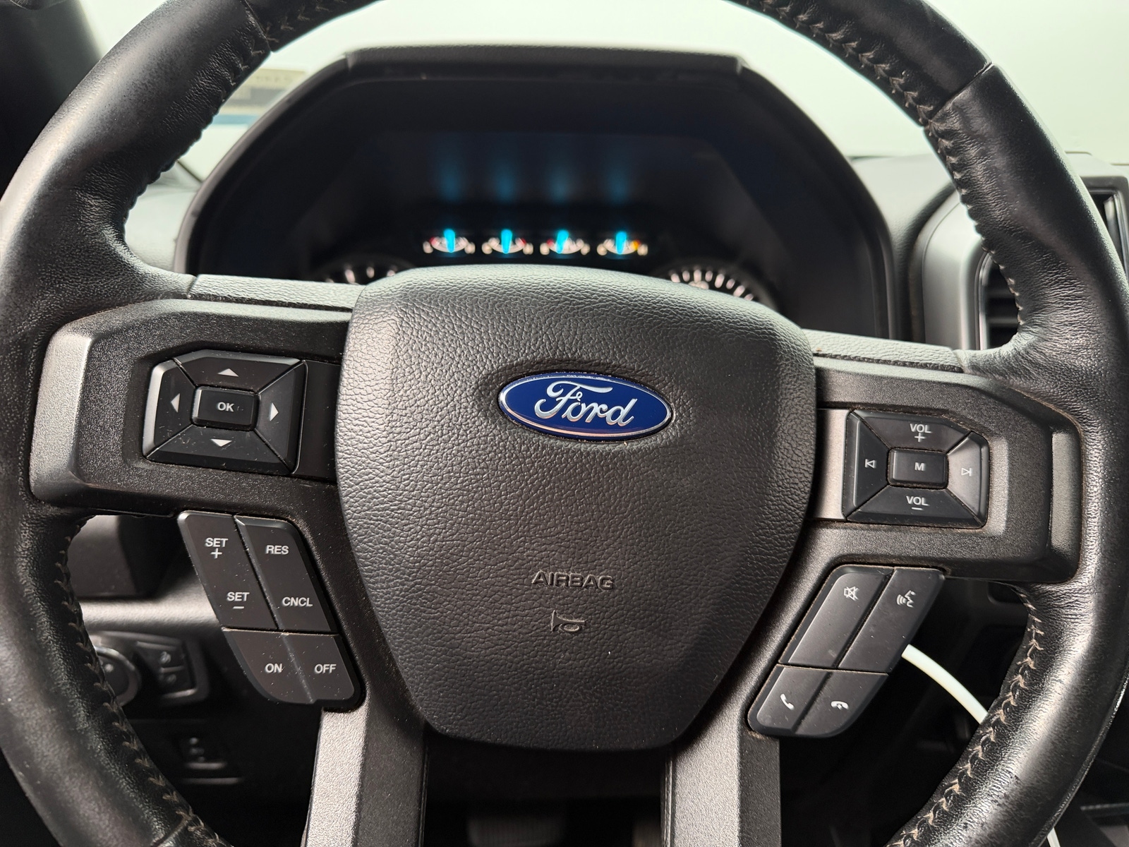 Thumbnail: 2018 Ford Econoline - 5