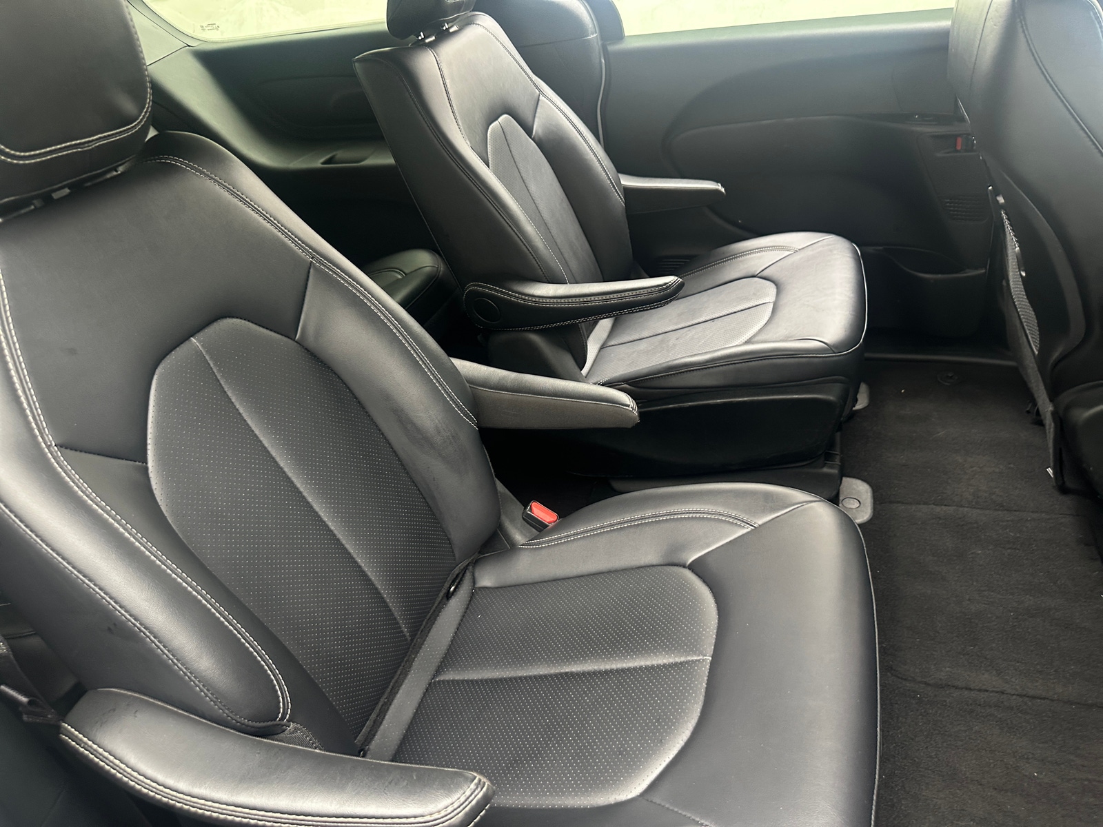 Thumbnail: 2024 Chrysler Pacifica - 5