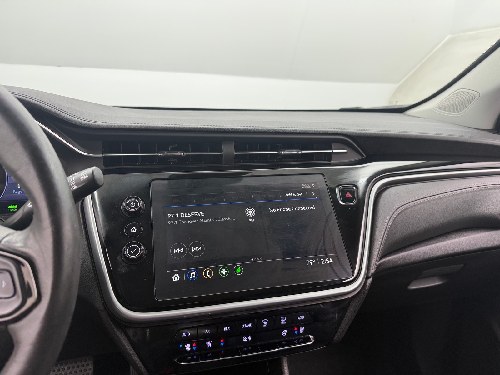 Thumbnail: 2023 Chevrolet Bolt EUV - 3