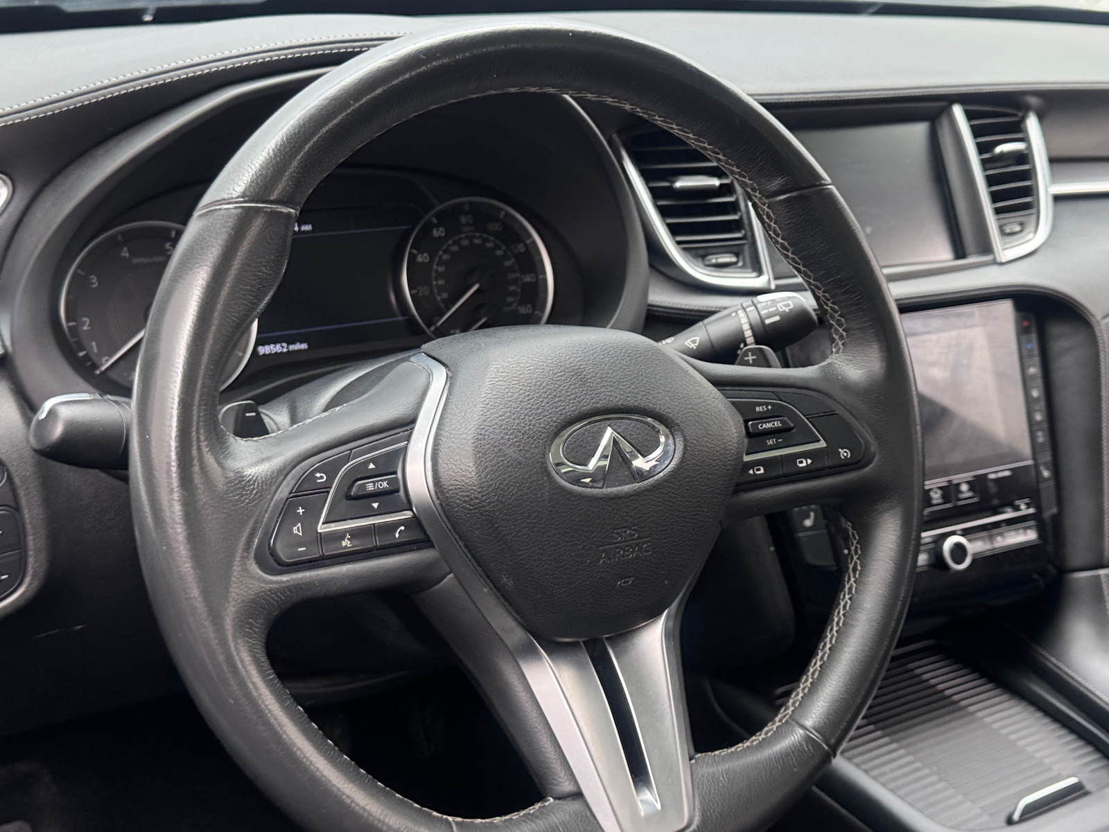 Thumbnail: 2019 INFINITI QX50 - 4