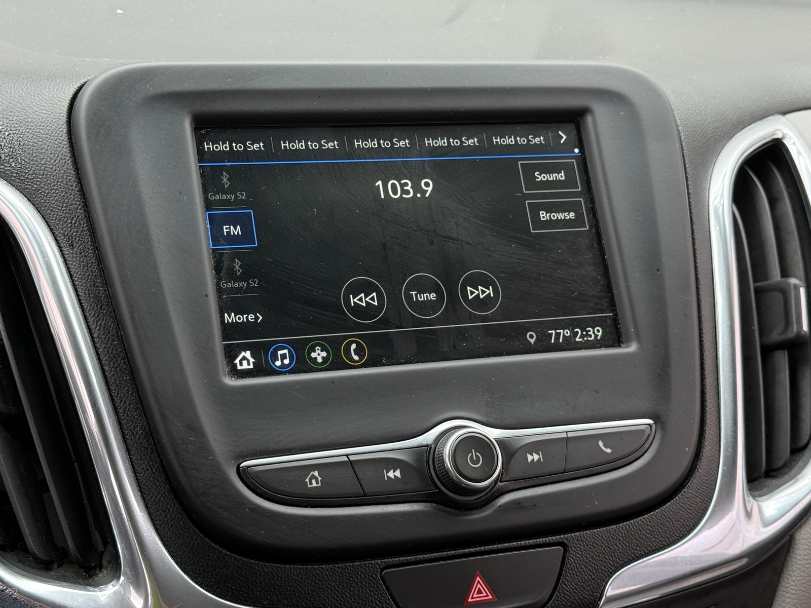 Thumbnail: 2019 Chevrolet Equinox - 4