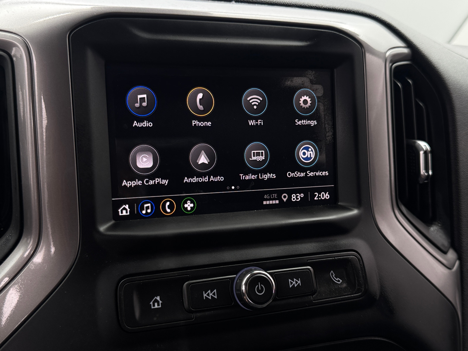 Thumbnail: 2022 Chevrolet Silverado 1500 - 4