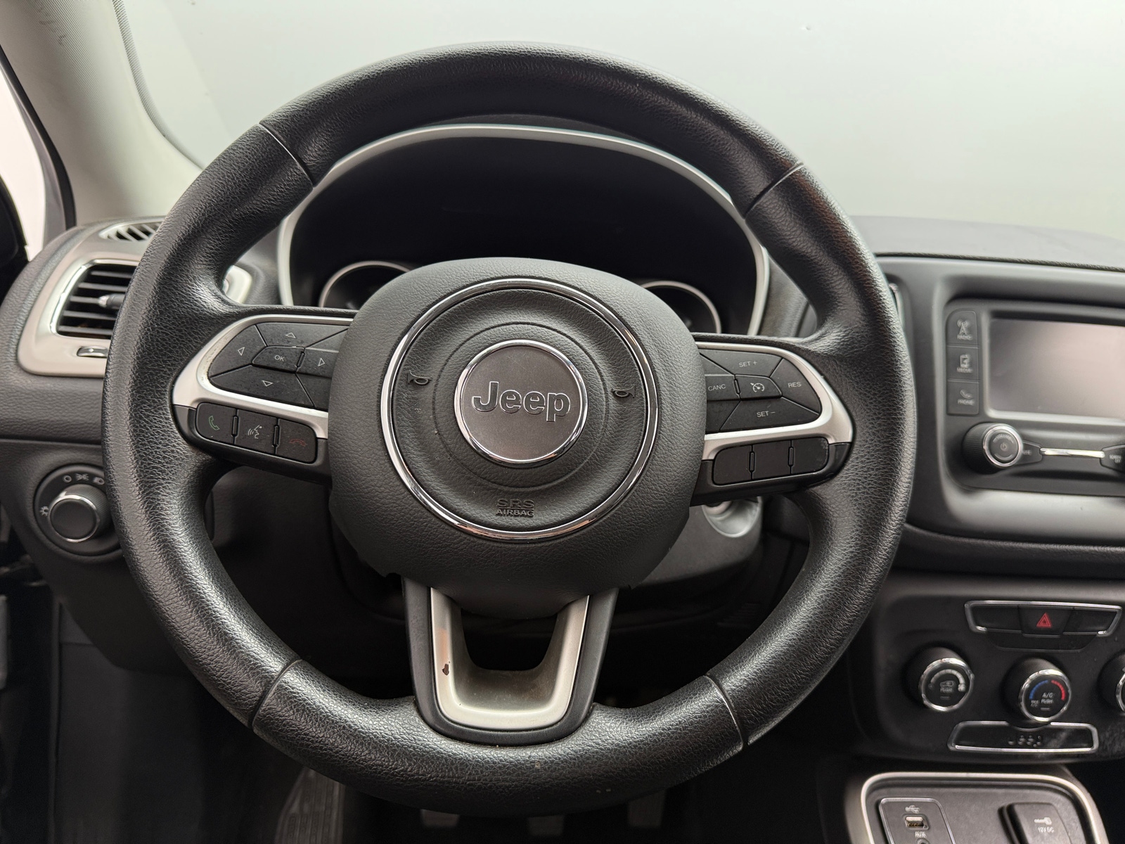 Thumbnail: 2017 Jeep Compass - 5