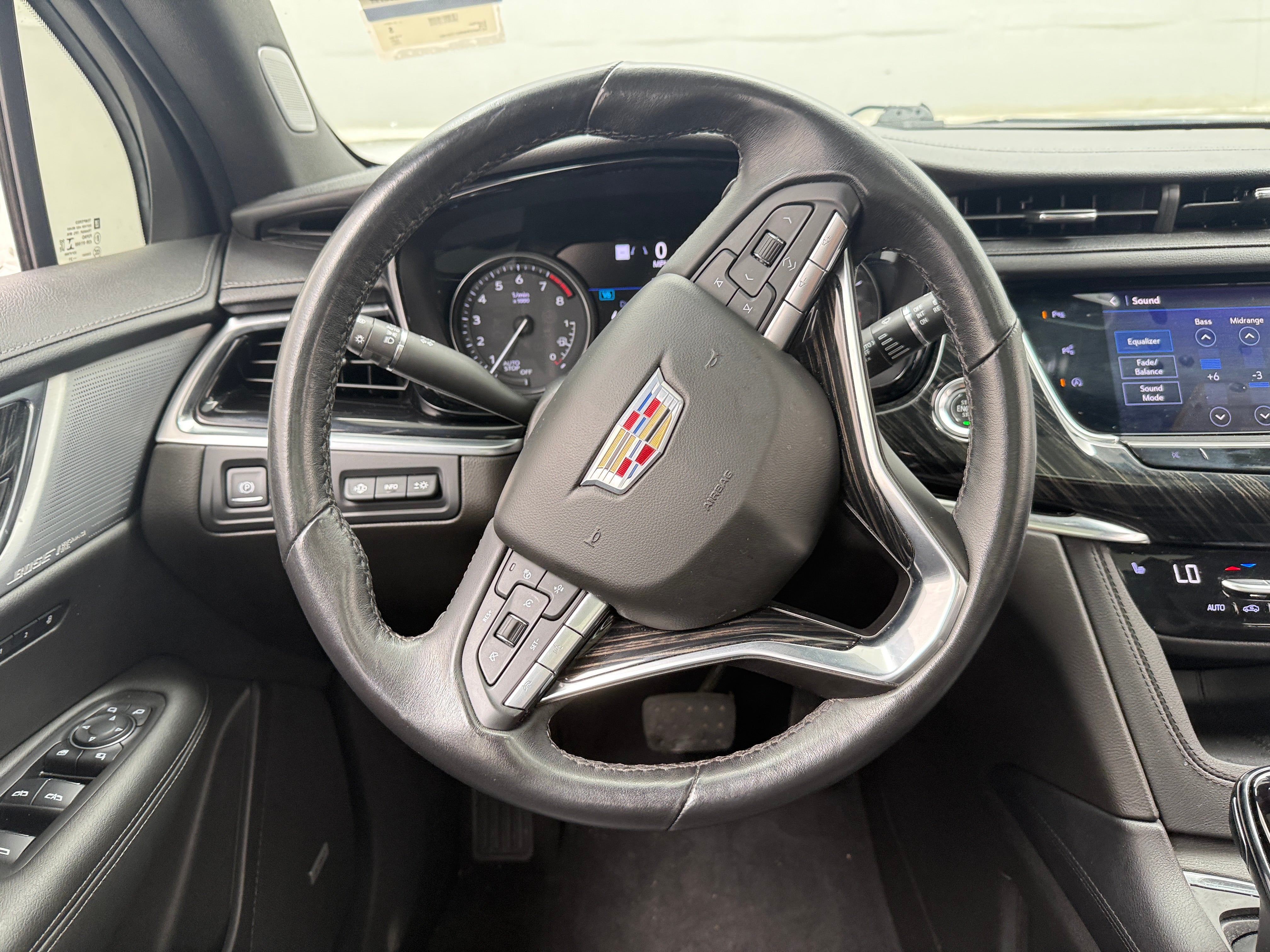 2022 Cadillac XT6