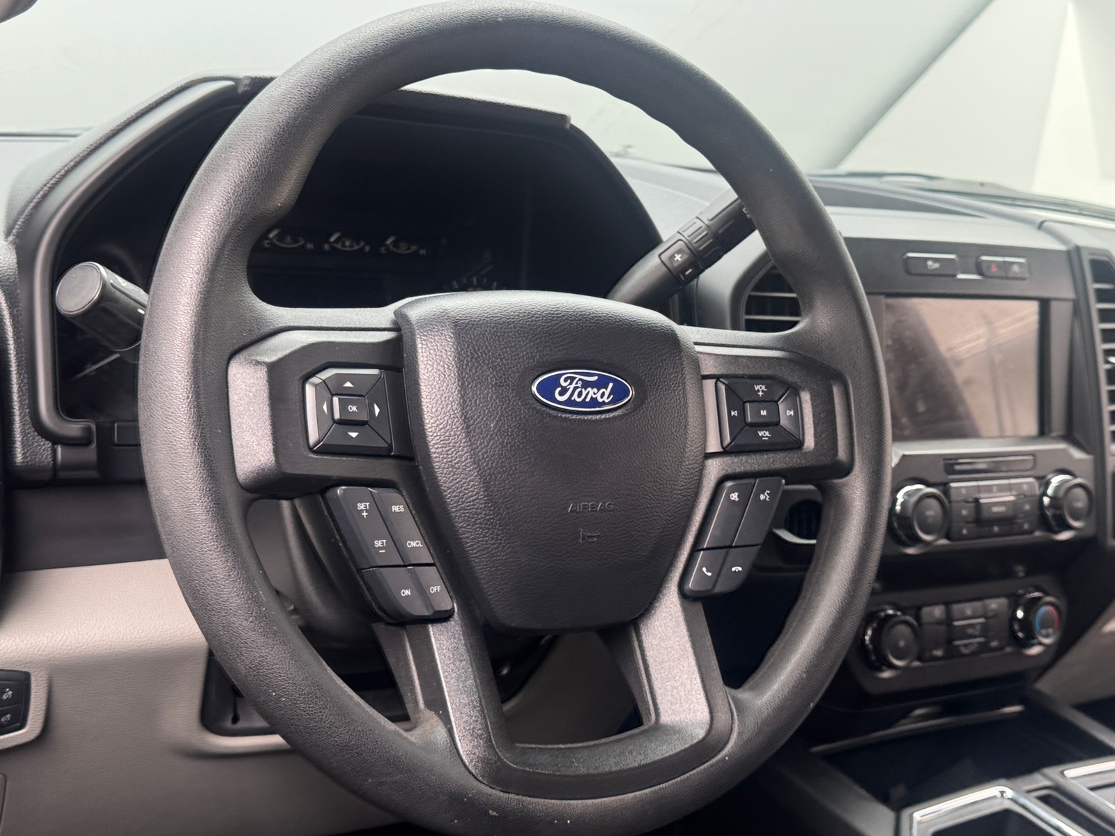 Thumbnail: 2020 Ford Econoline - 5