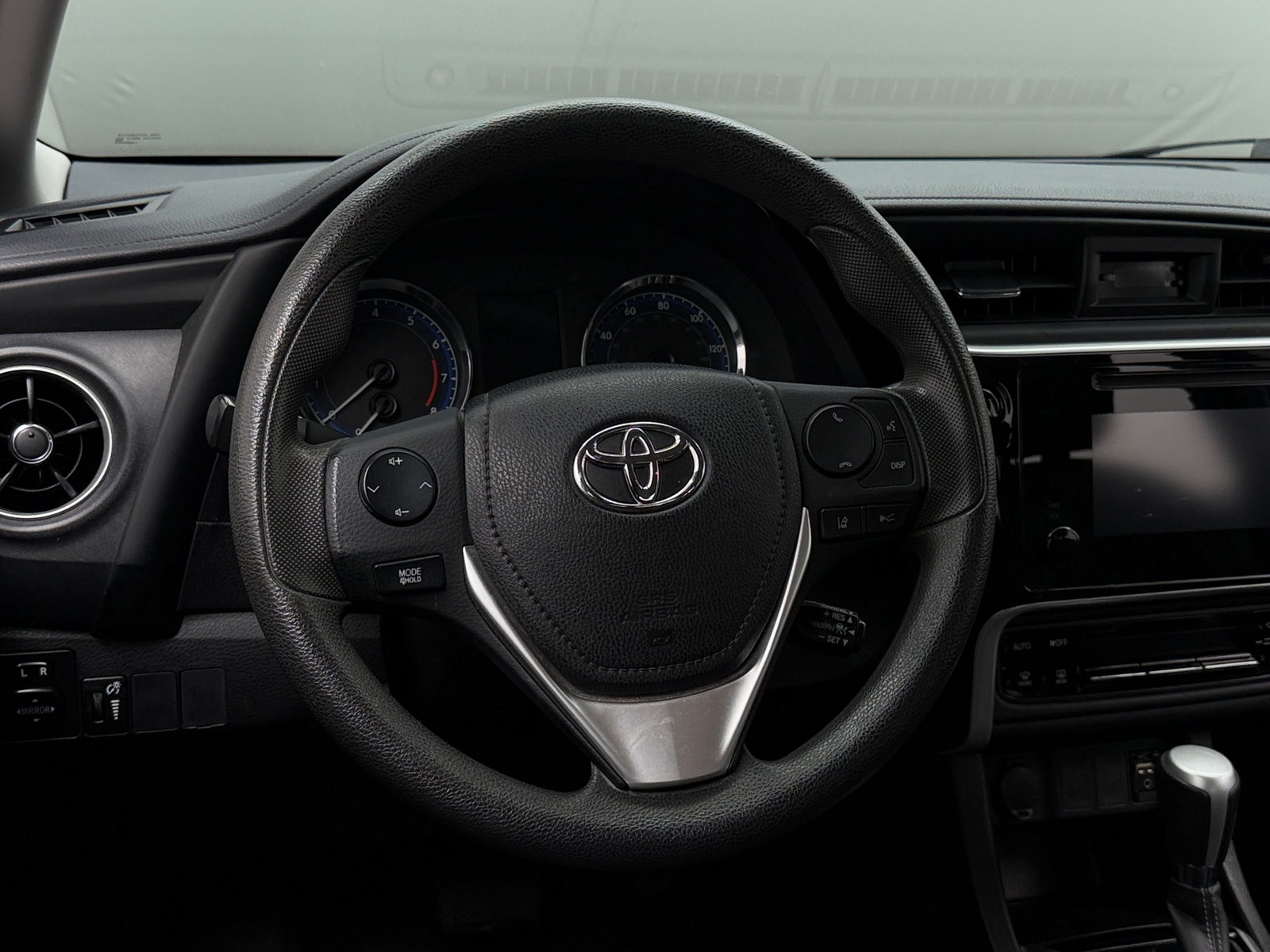 Thumbnail: 2017 Toyota Corolla - 5