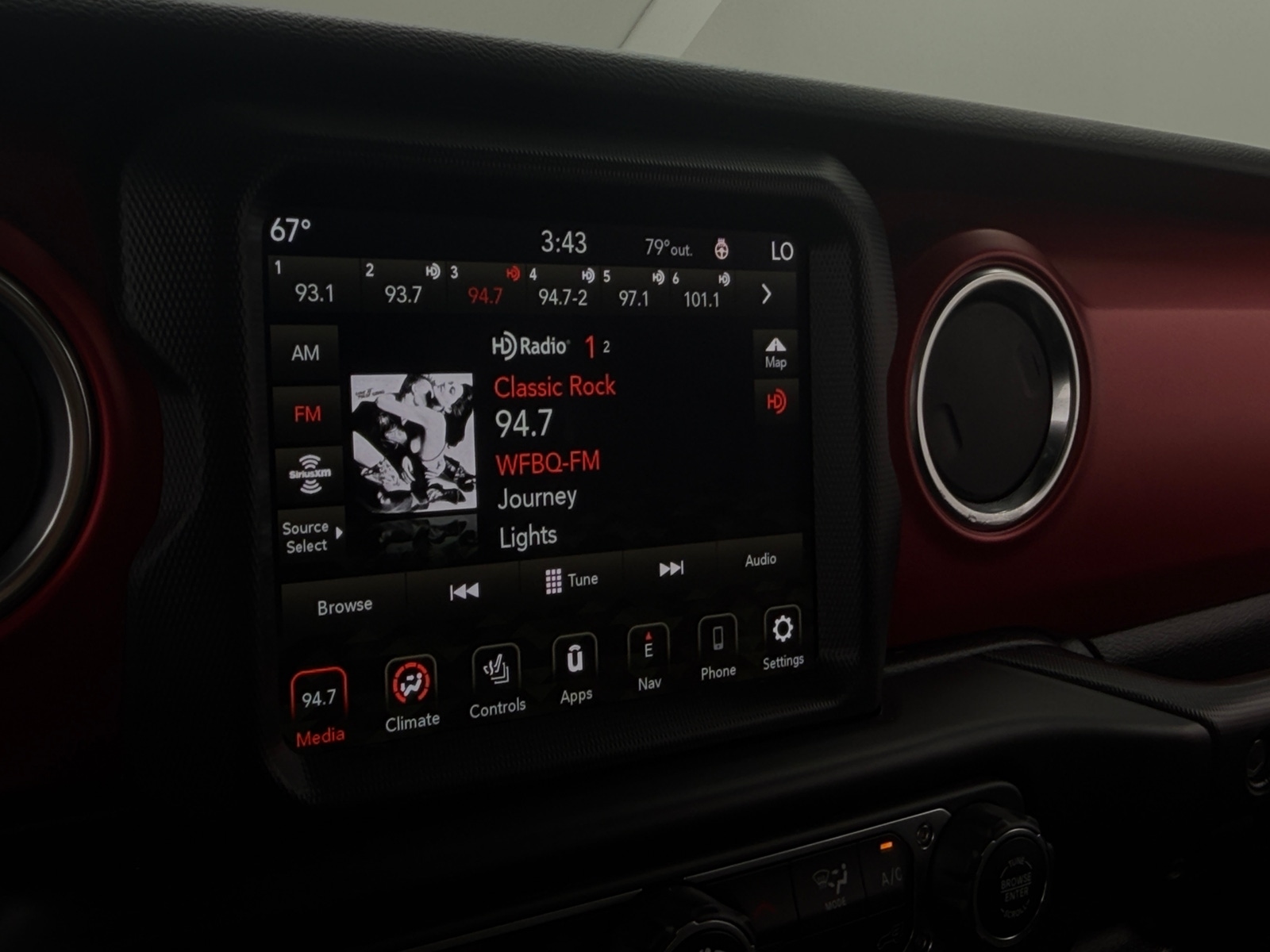 Thumbnail: 2021 Jeep Wrangler - 3