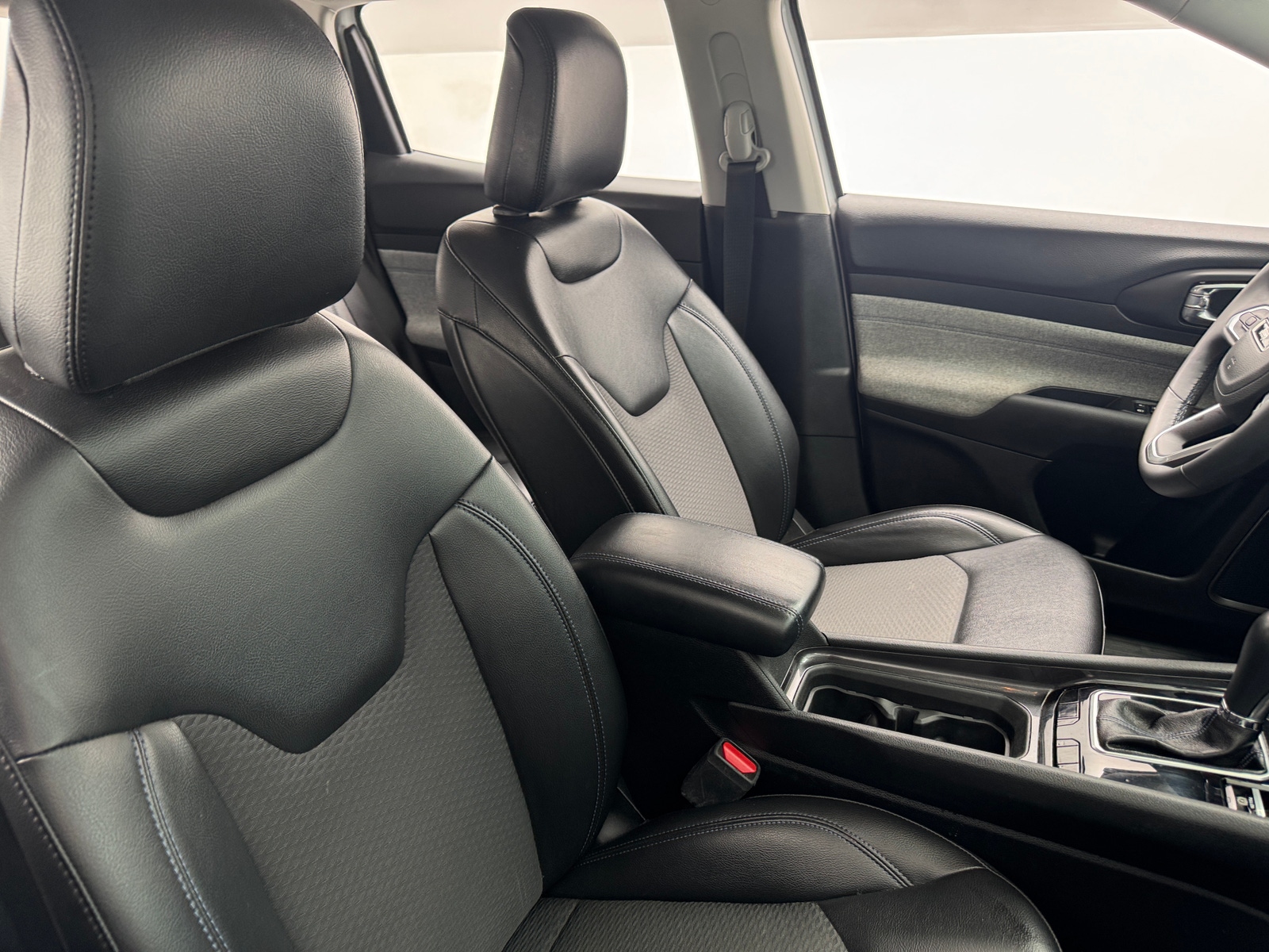 Thumbnail: 2022 Jeep Compass - 2