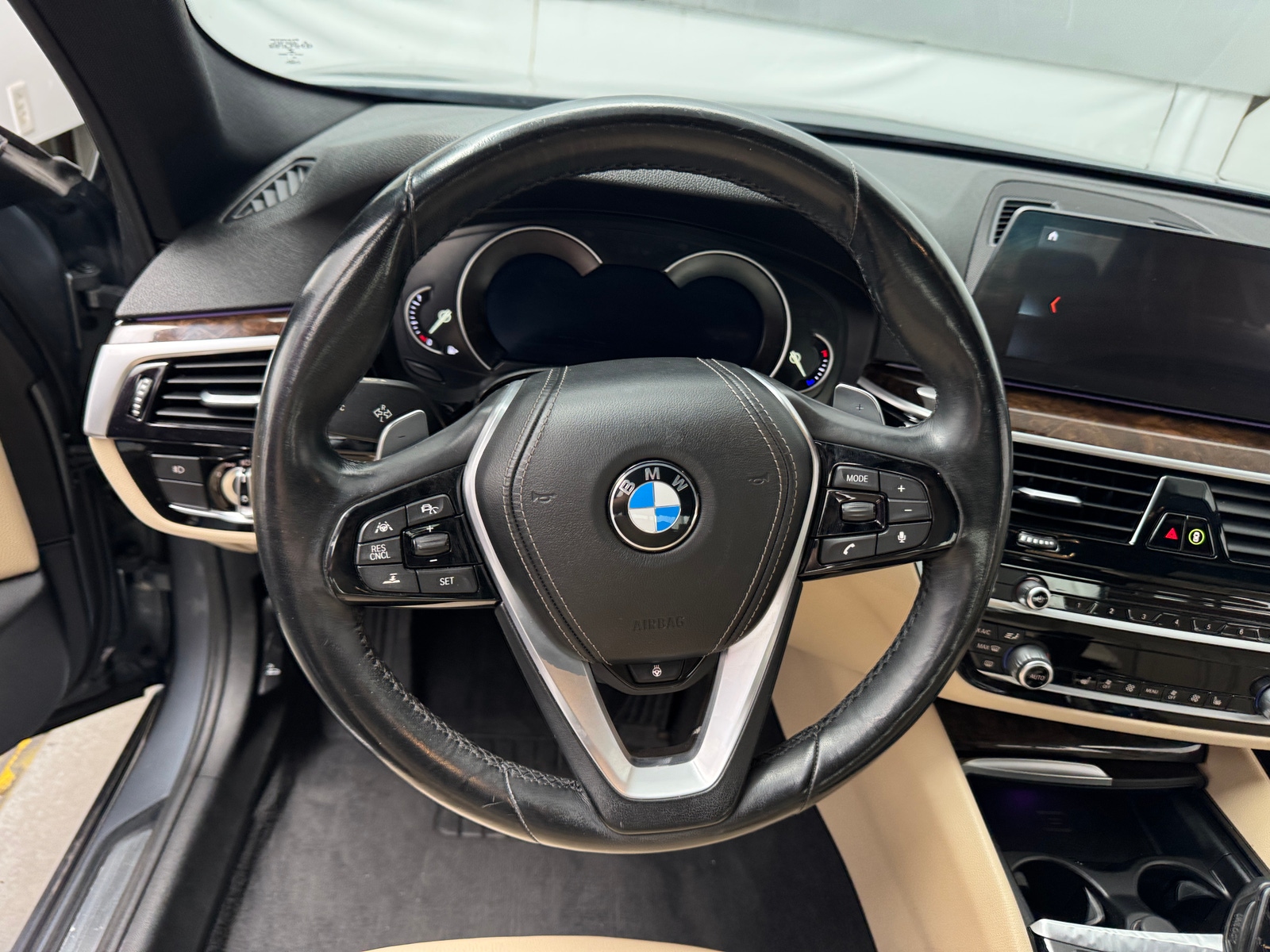 Thumbnail: 2017 BMW 5 Series - 4