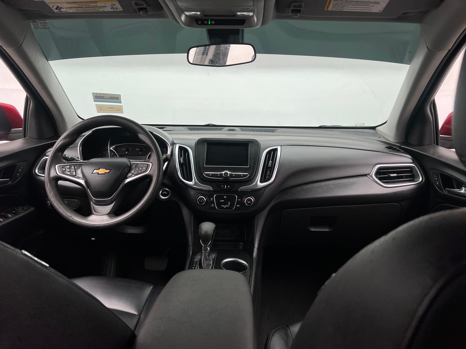 Thumbnail: 2022 Chevrolet Equinox - 3