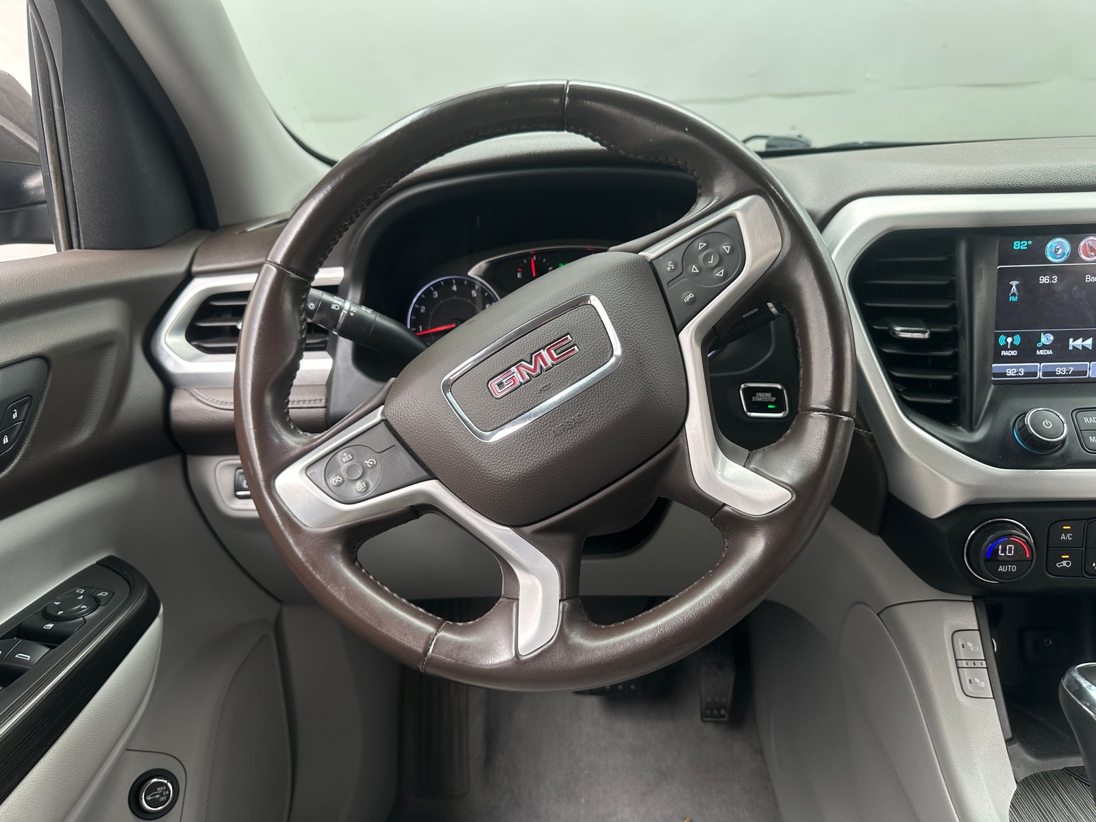Thumbnail: 2019 GMC Acadia - 4