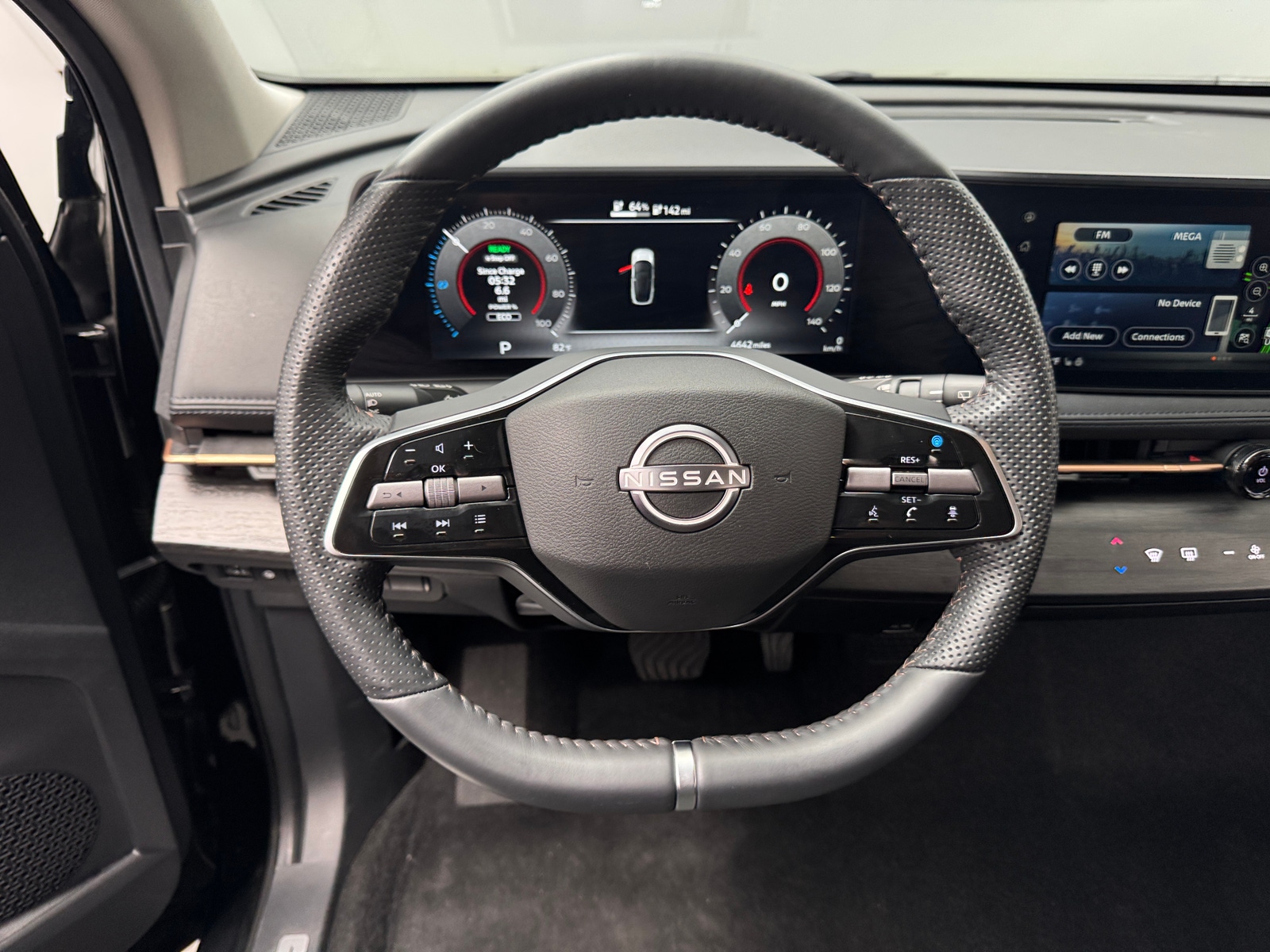 Thumbnail: 2025 Nissan Ariya - 4