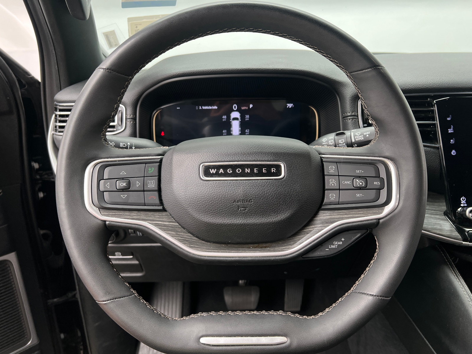 Thumbnail: 2024 Jeep Wagoneer - 4