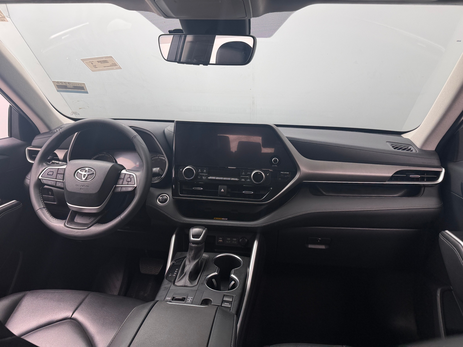 Thumbnail: 2024 Toyota Highlander - 2