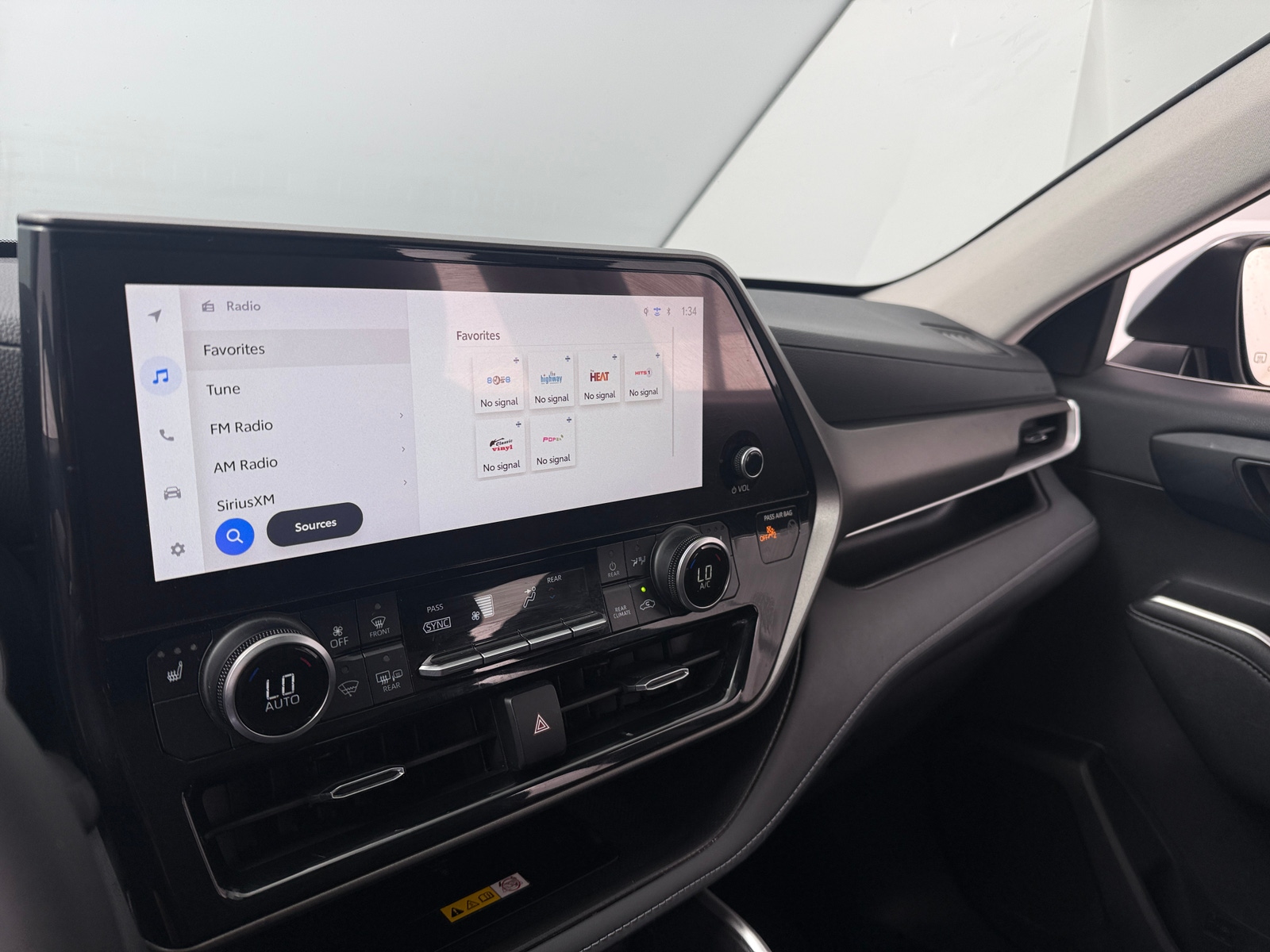 Thumbnail: 2024 Toyota Highlander - 3