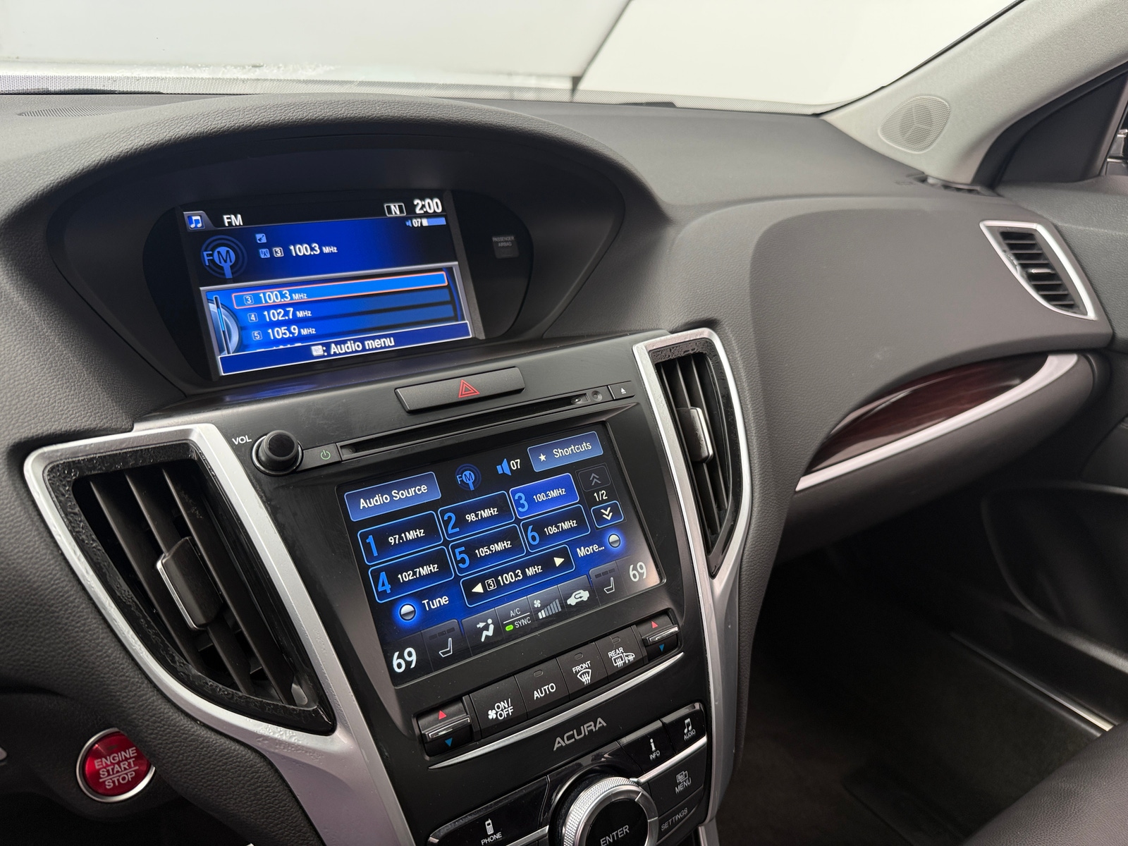 Thumbnail: 2015 Acura TLX - 3