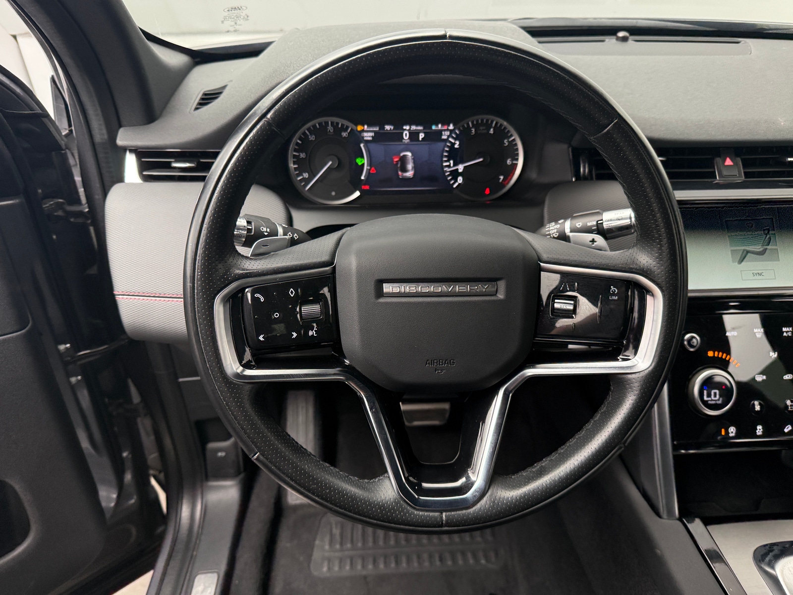Thumbnail: 2021 Land Rover Discovery Sport - 5