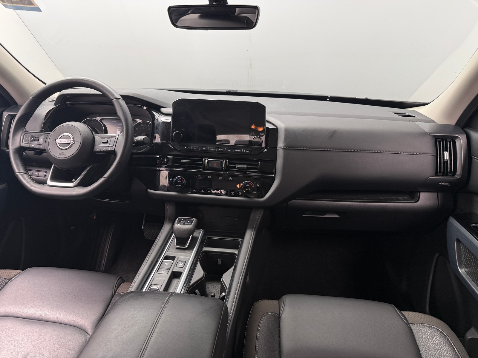 Thumbnail: 2025 Nissan Pathfinder - 2