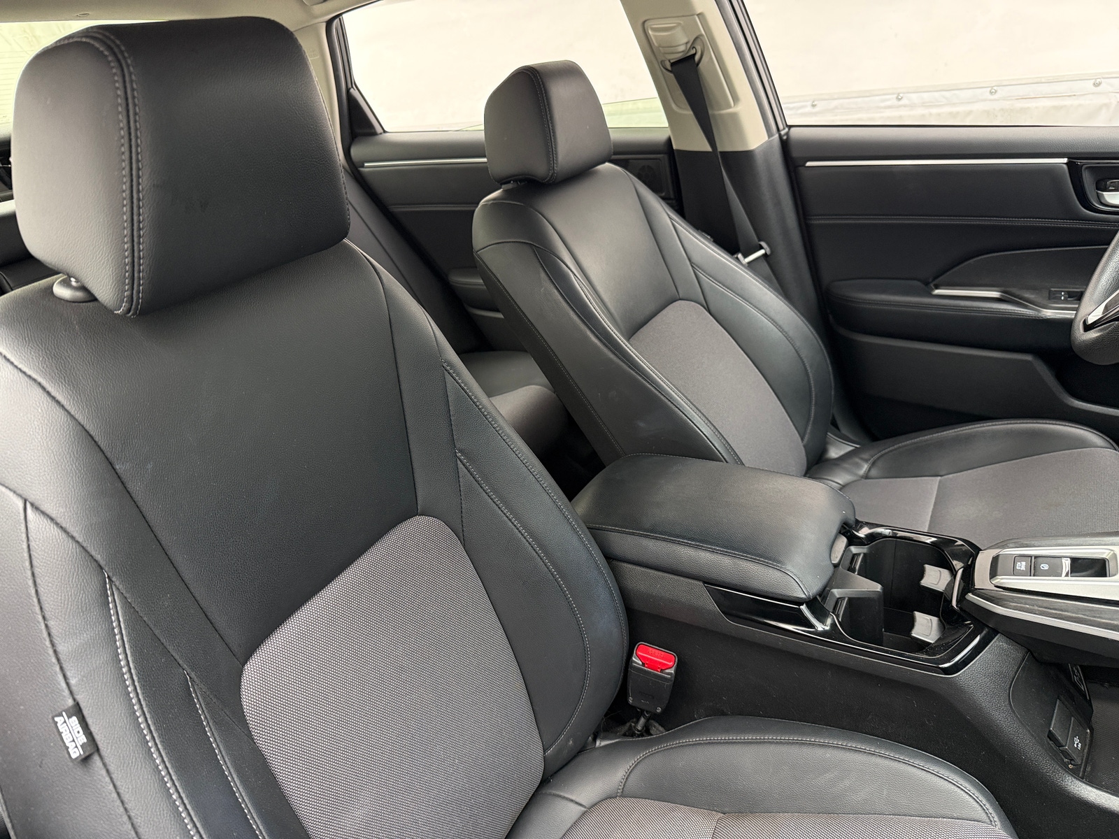 Thumbnail: 2019 Honda Clarity - 2