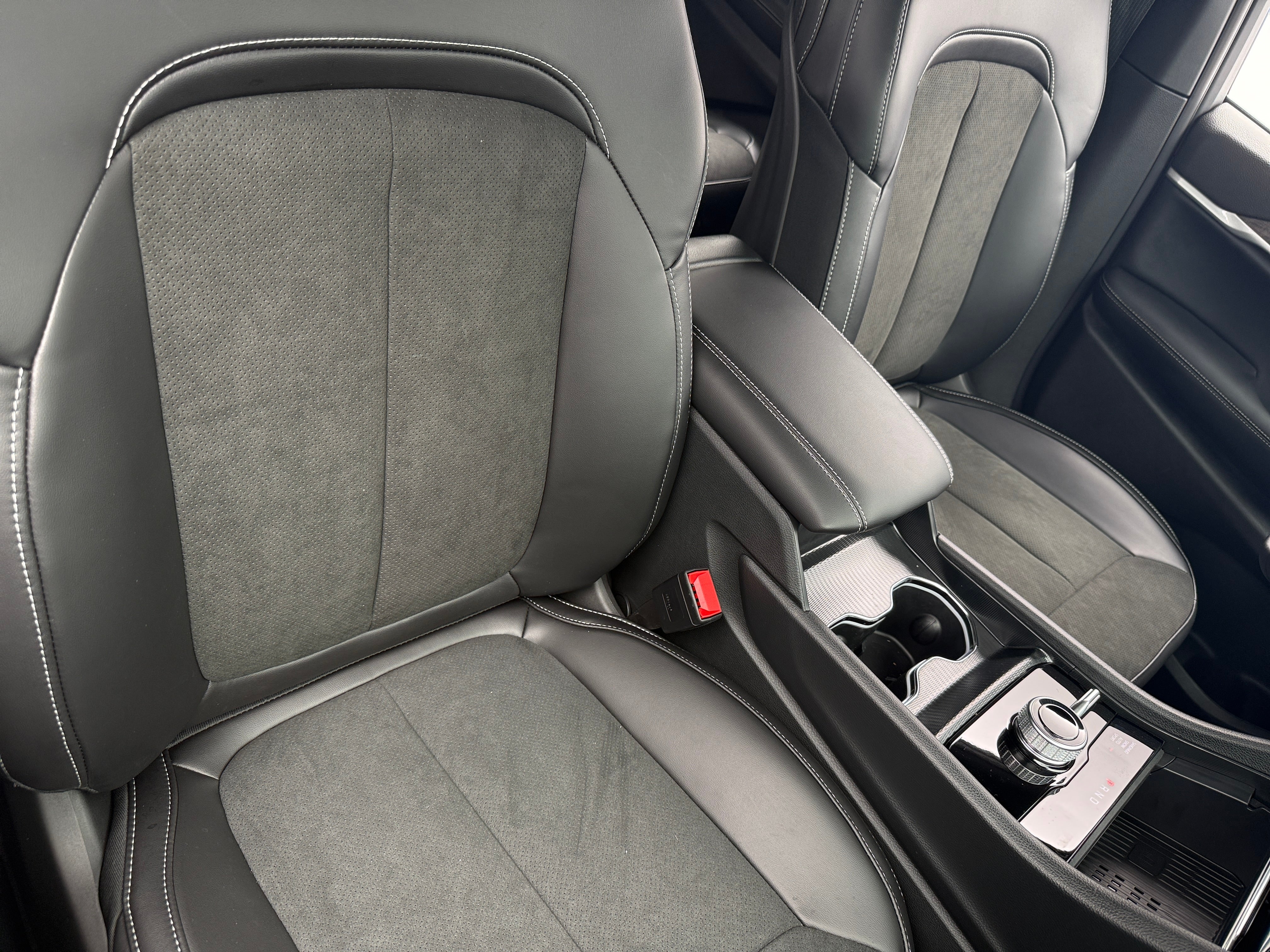 2027 Jeep Grand Cherokee L
