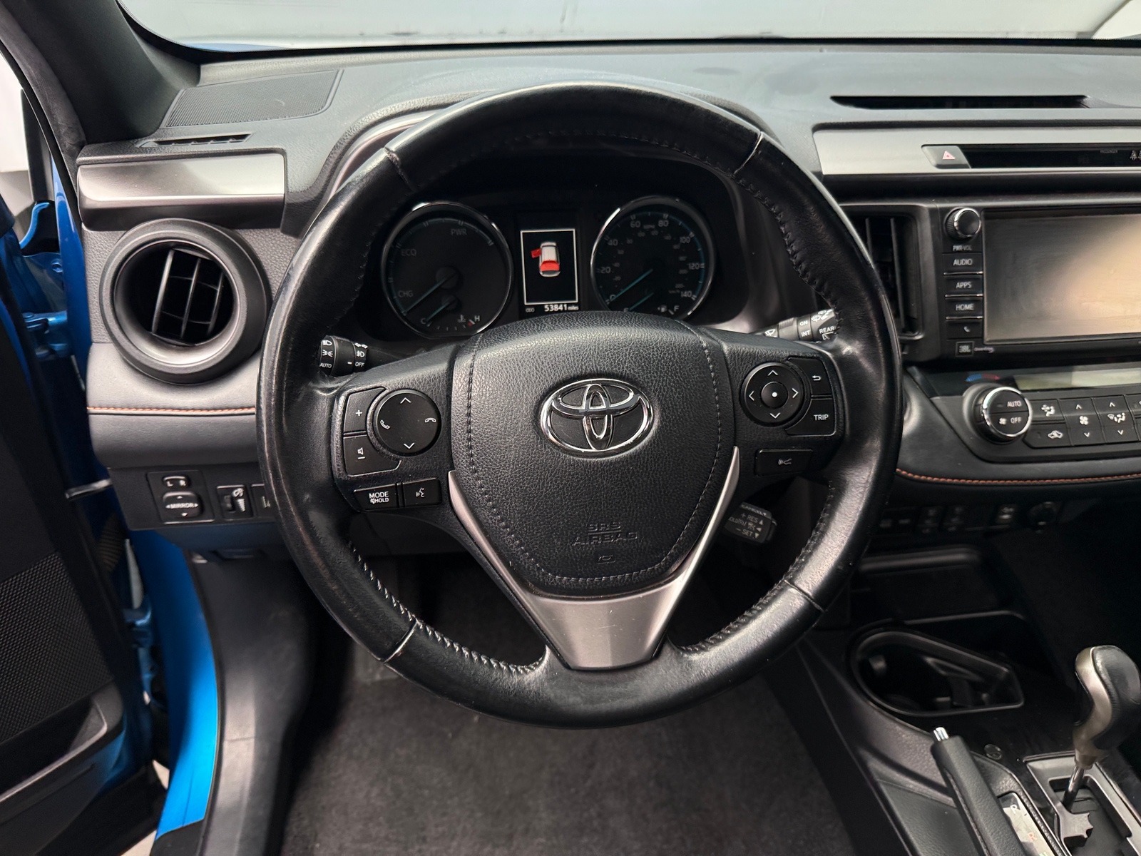 Thumbnail: 2017 Toyota RAV4 - 4