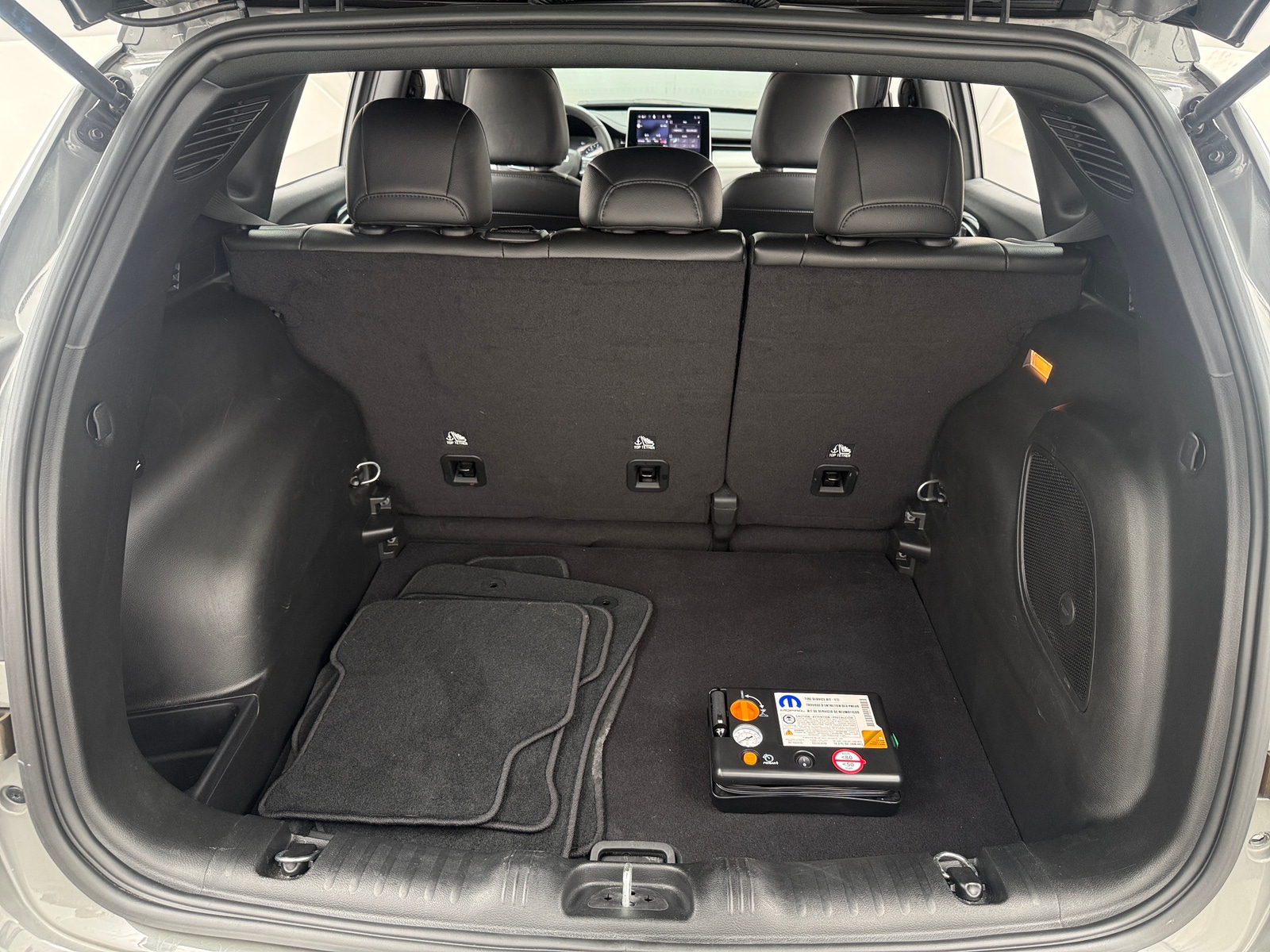 Thumbnail: 2023 Jeep Compass - 6