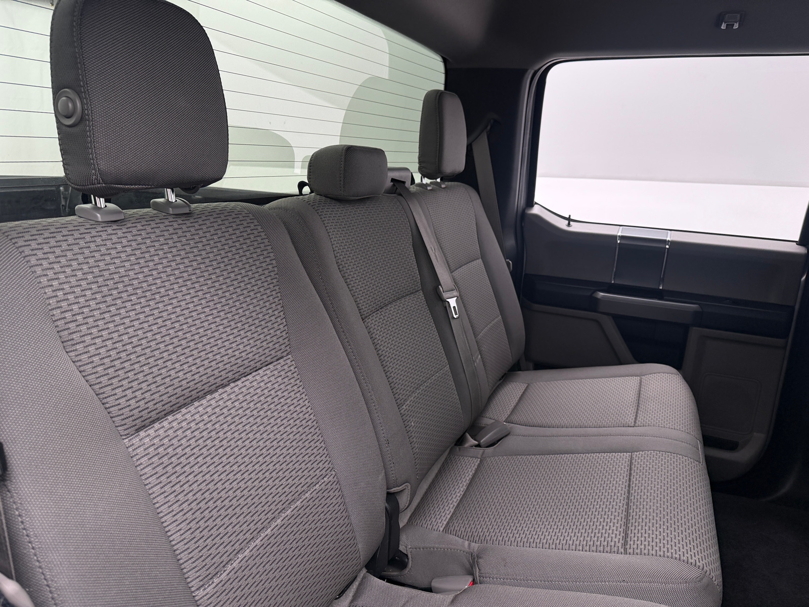 Thumbnail: 2015 Ford Econoline - 6