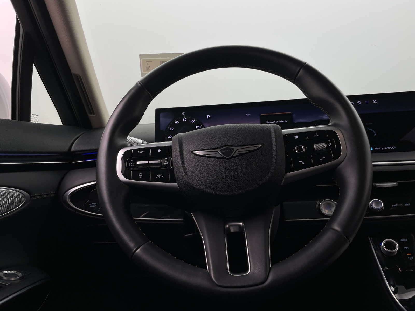 Thumbnail: 2026 Genesis GV70 - 4