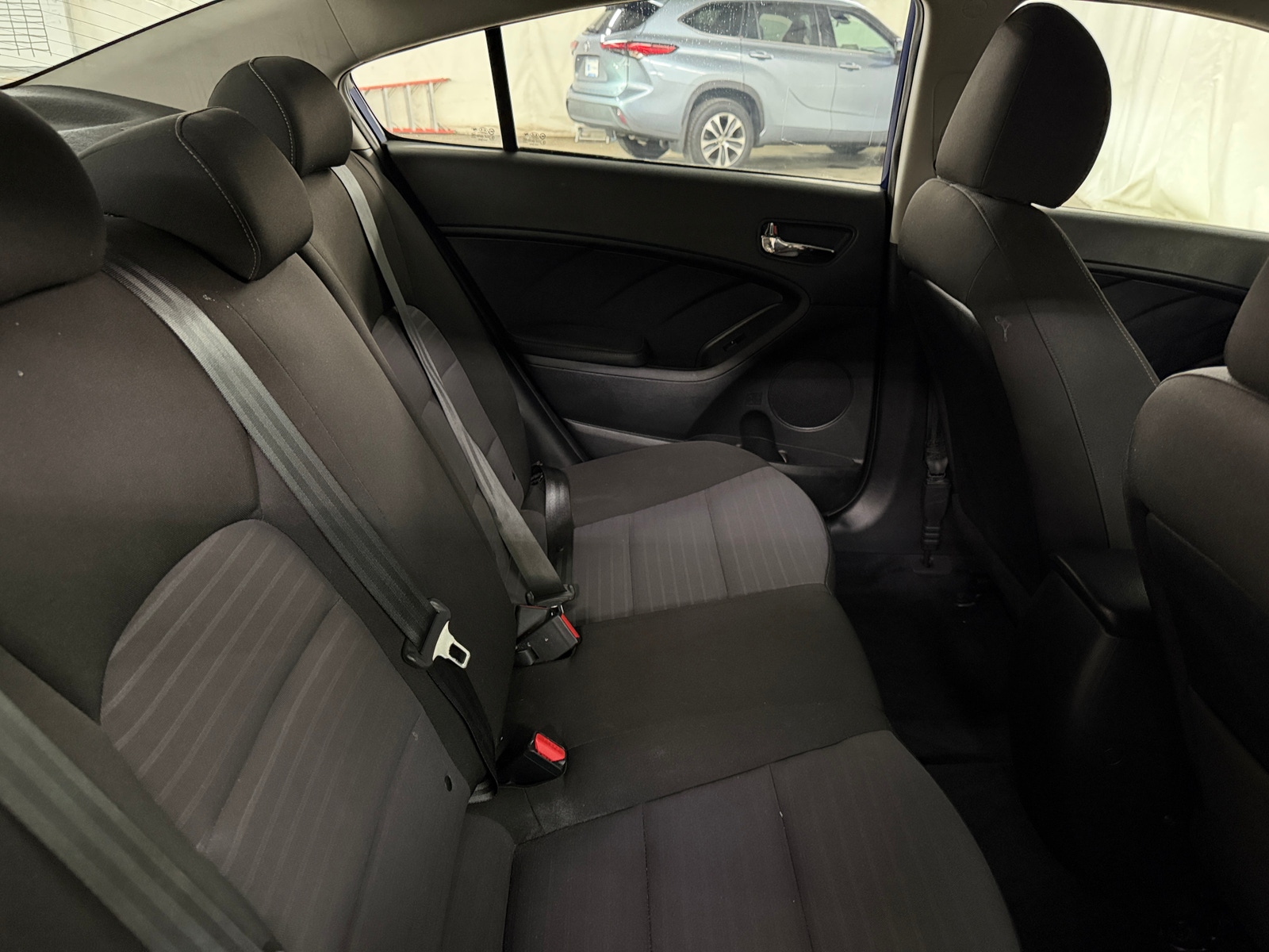 Thumbnail: 2017 Kia Forte - 6