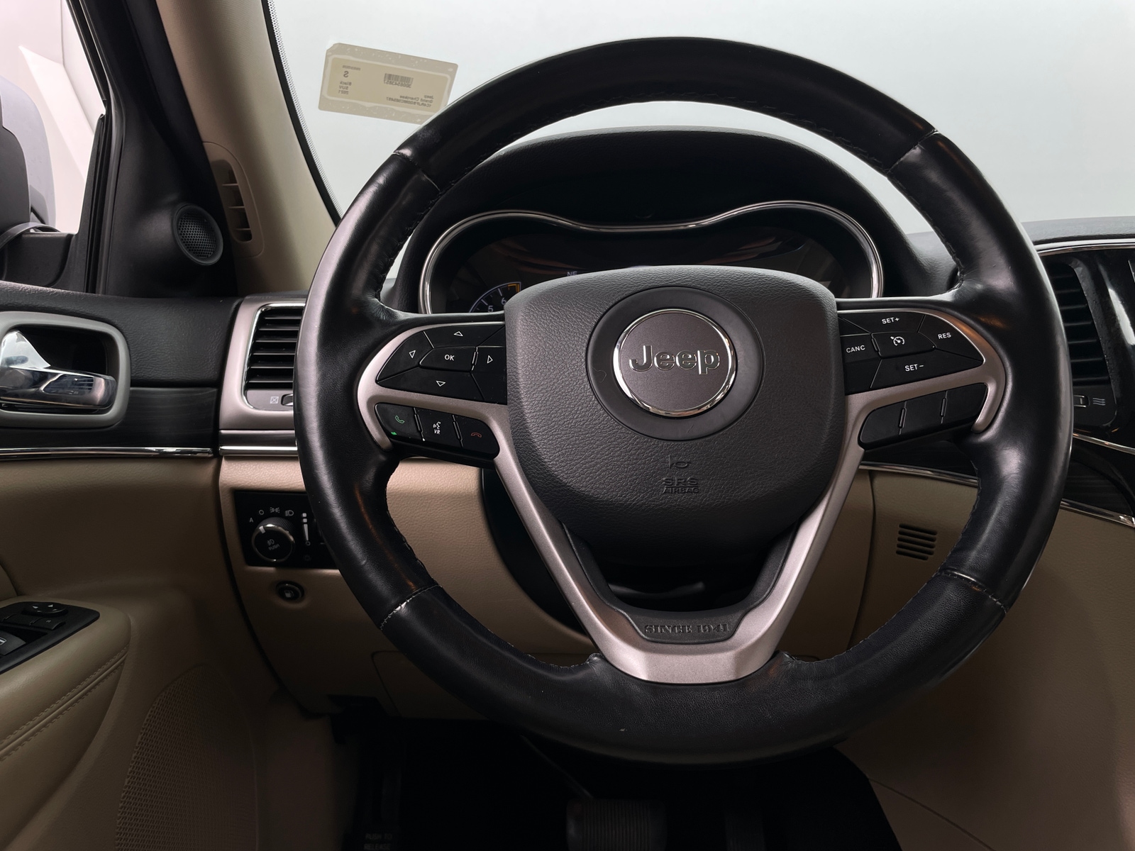 Thumbnail: 2021 Jeep Grand Cherokee - 4
