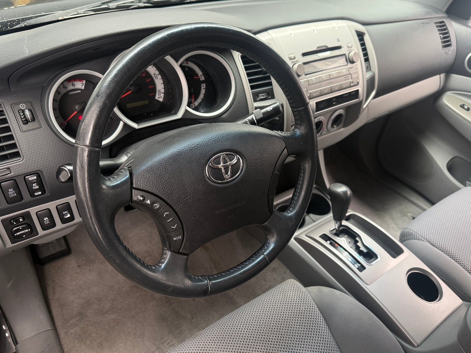 Thumbnail: 2011 Toyota Tacoma - 5