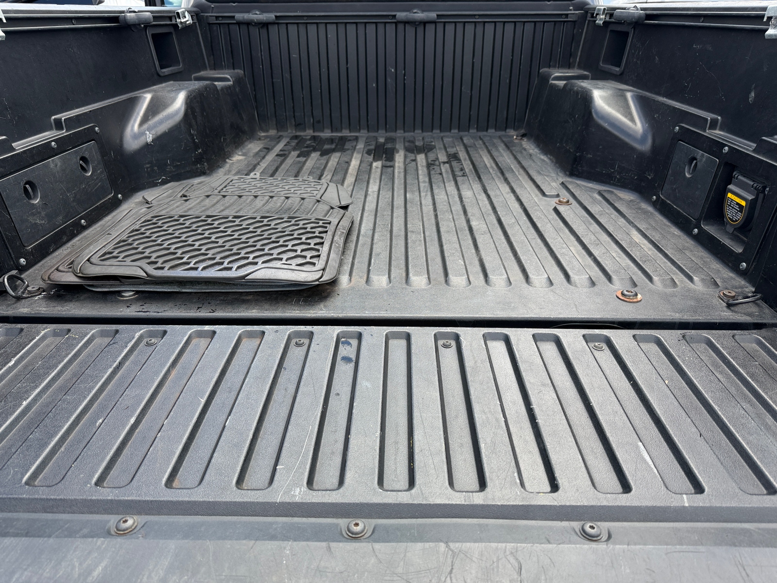 Thumbnail: 2011 Toyota Tacoma - 7