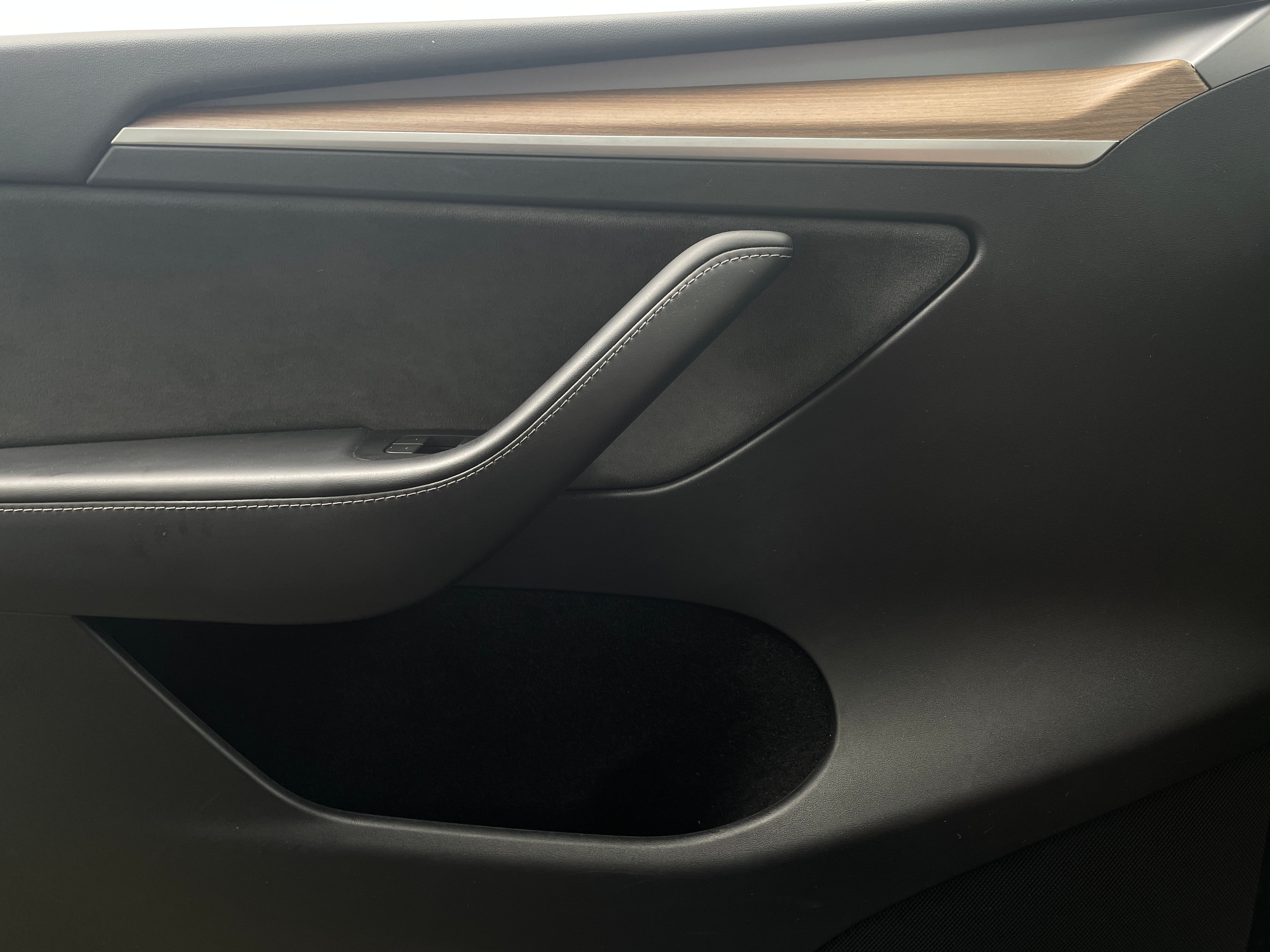Used 2023 Tesla Model Y Performance with VIN 7SAYGDEFXPF809734 for sale in Oak Creek, WI