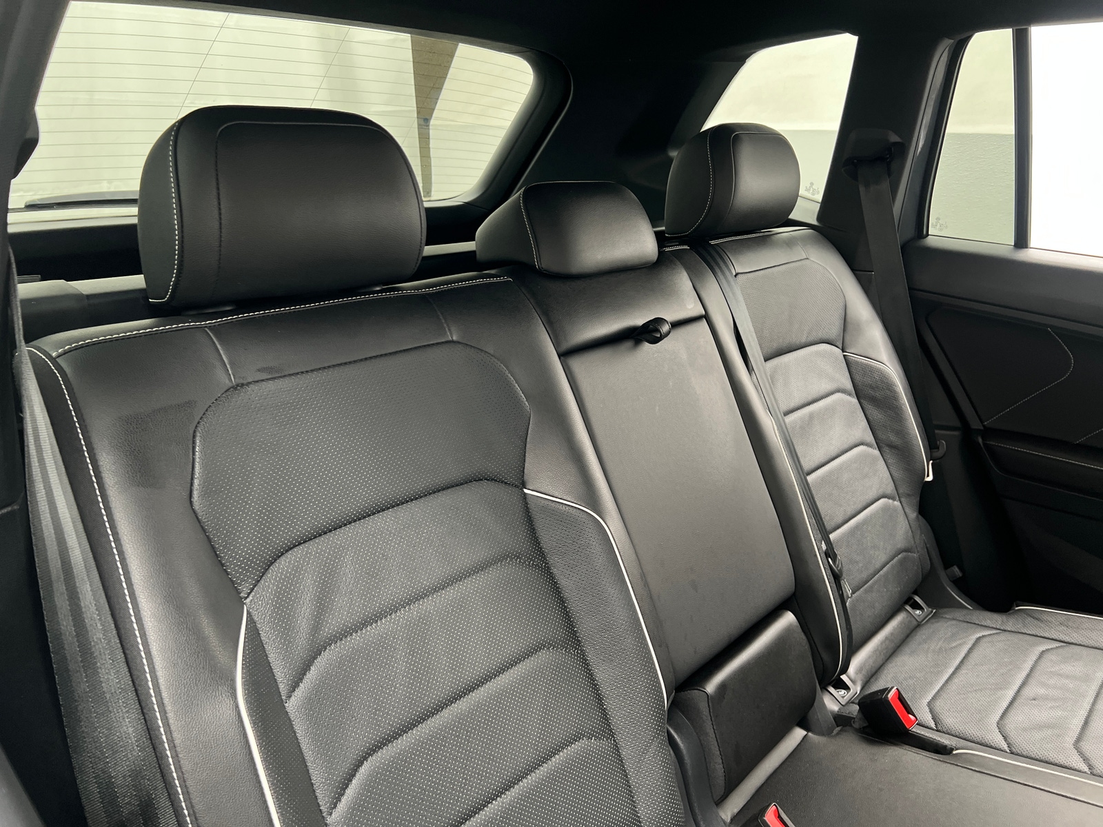 Thumbnail: 2024 Volkswagen Tiguan - 6