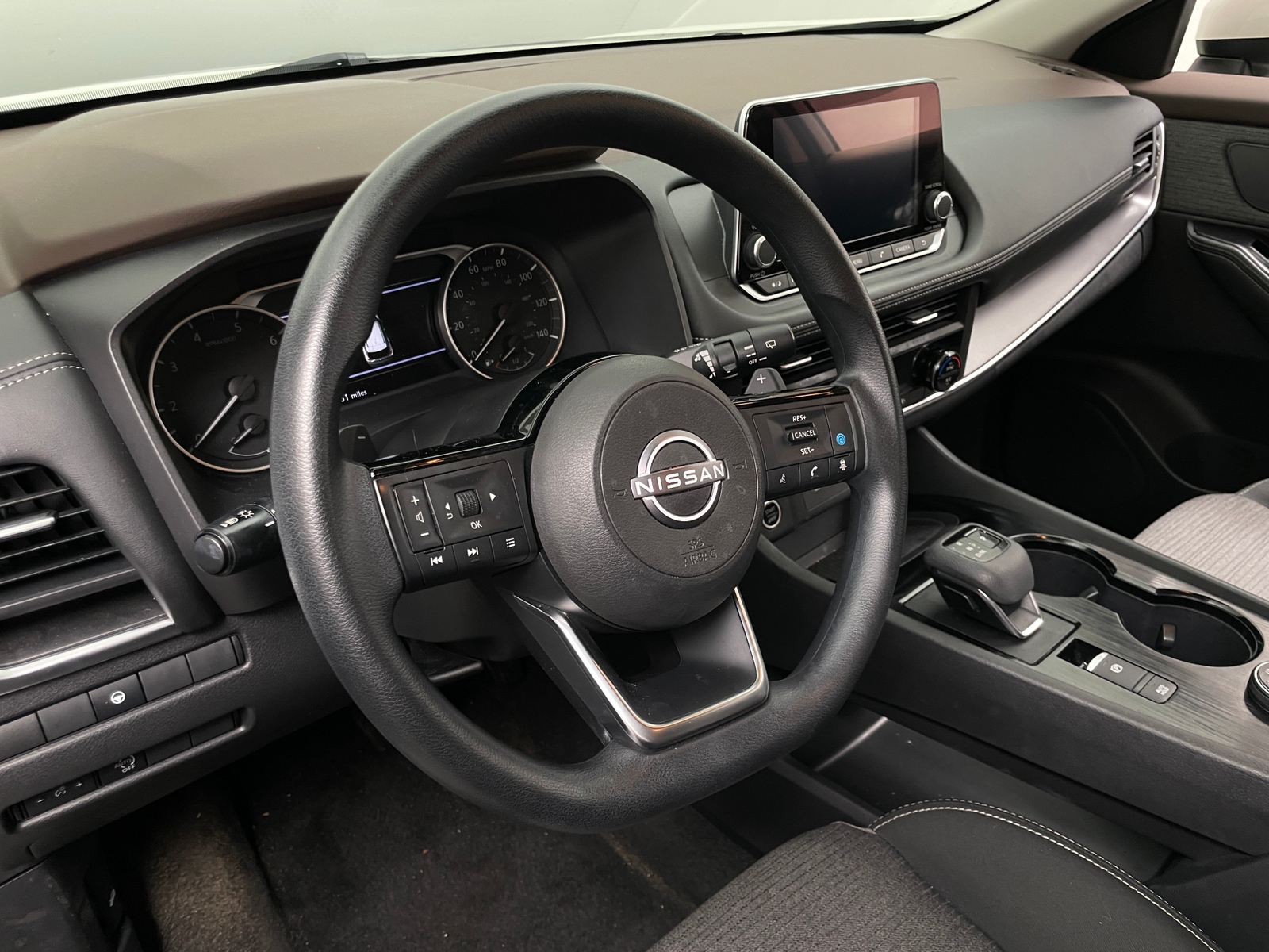 Thumbnail: 2023 Nissan Rogue - 5