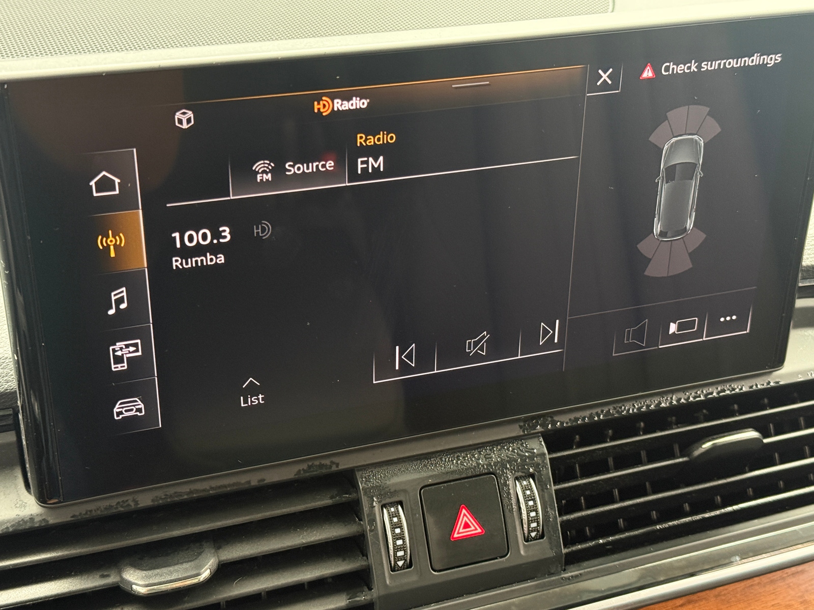 Thumbnail: 2021 Audi Q5 - 4